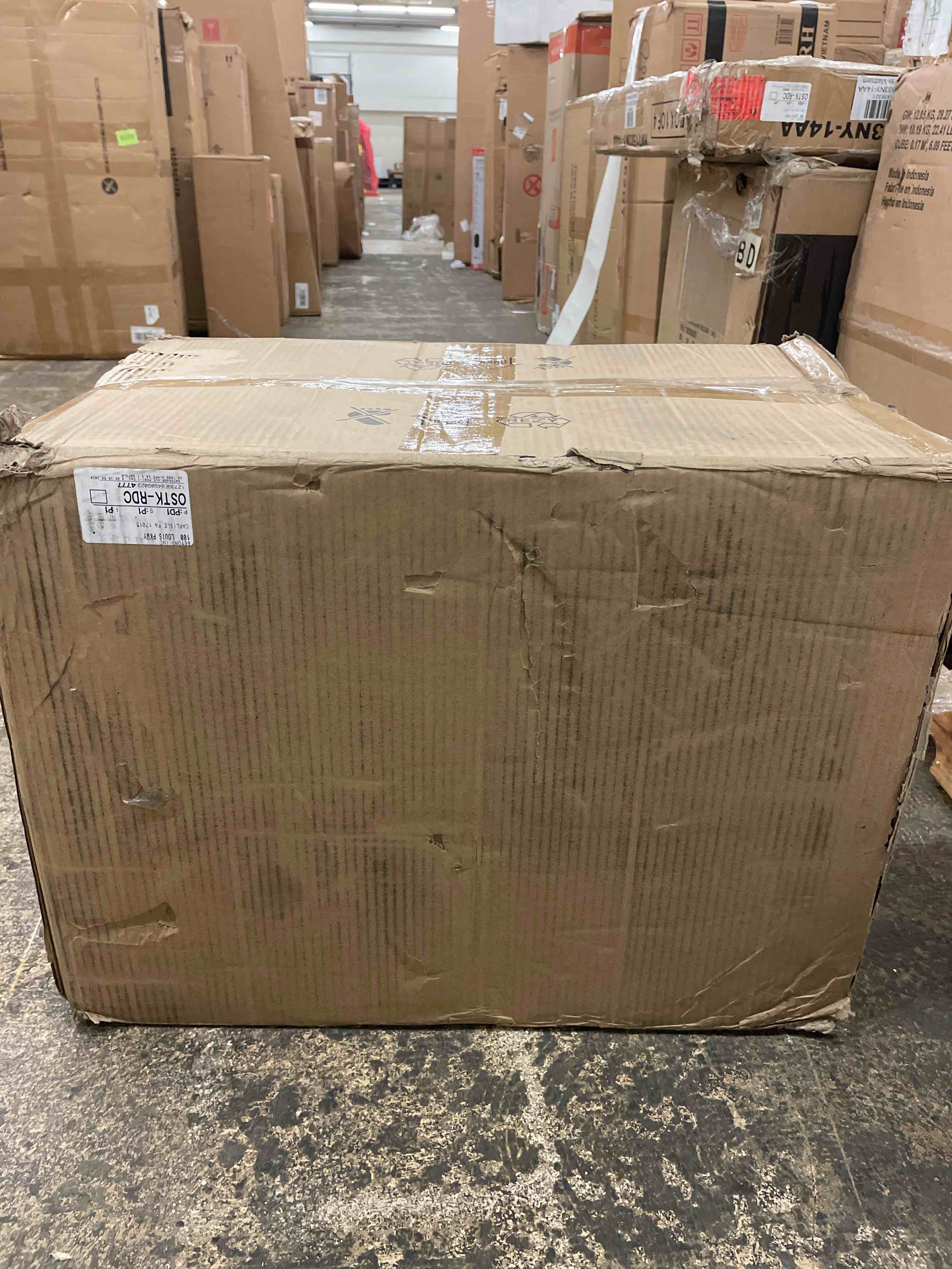 https://s3.amazonaws.com/lotting-images-prod/phillipi/RED5596203_1736463479654.jpeg