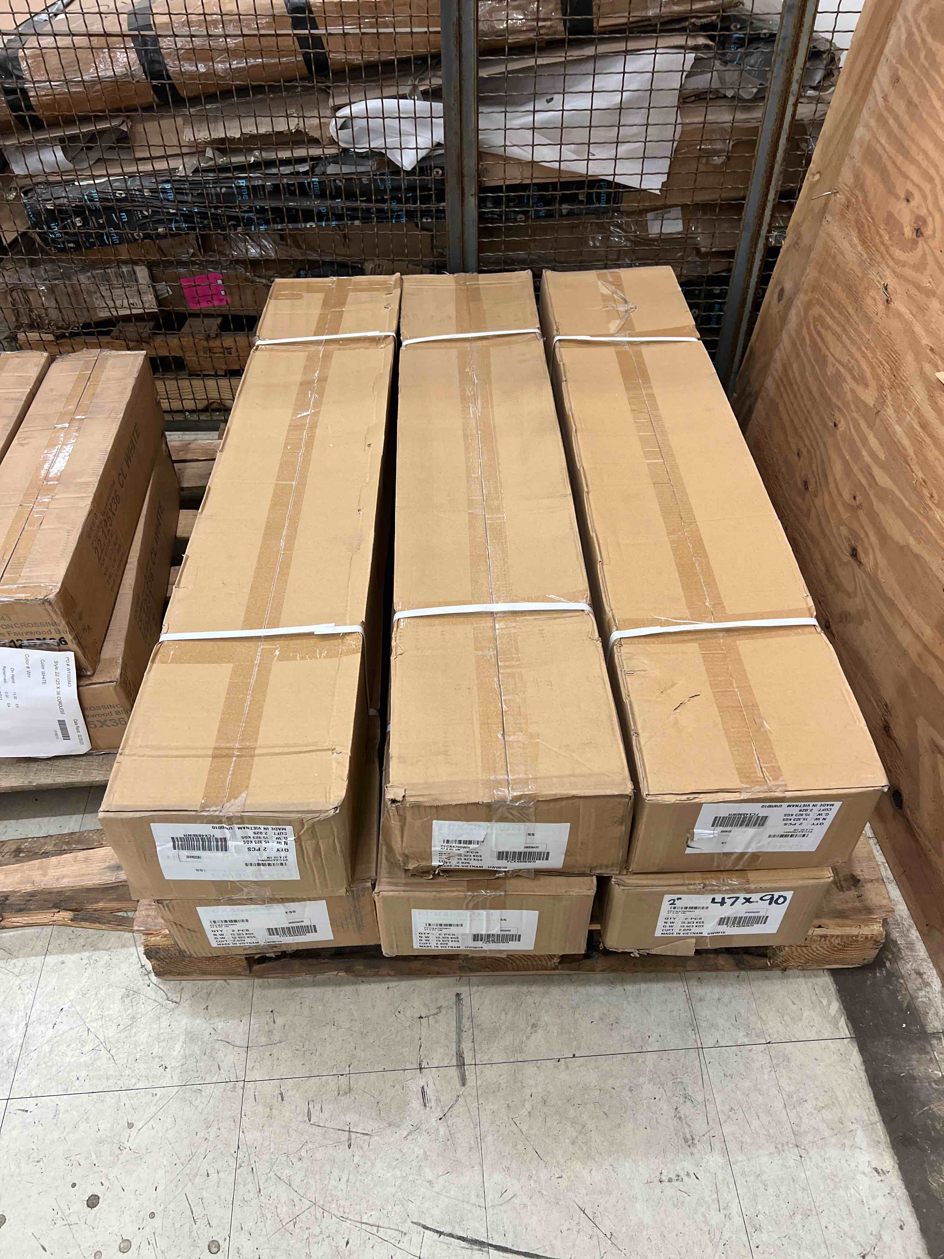 https://s3.amazonaws.com/lotting-images-prod/phillipi/RED5596319_1738183978832.jpeg