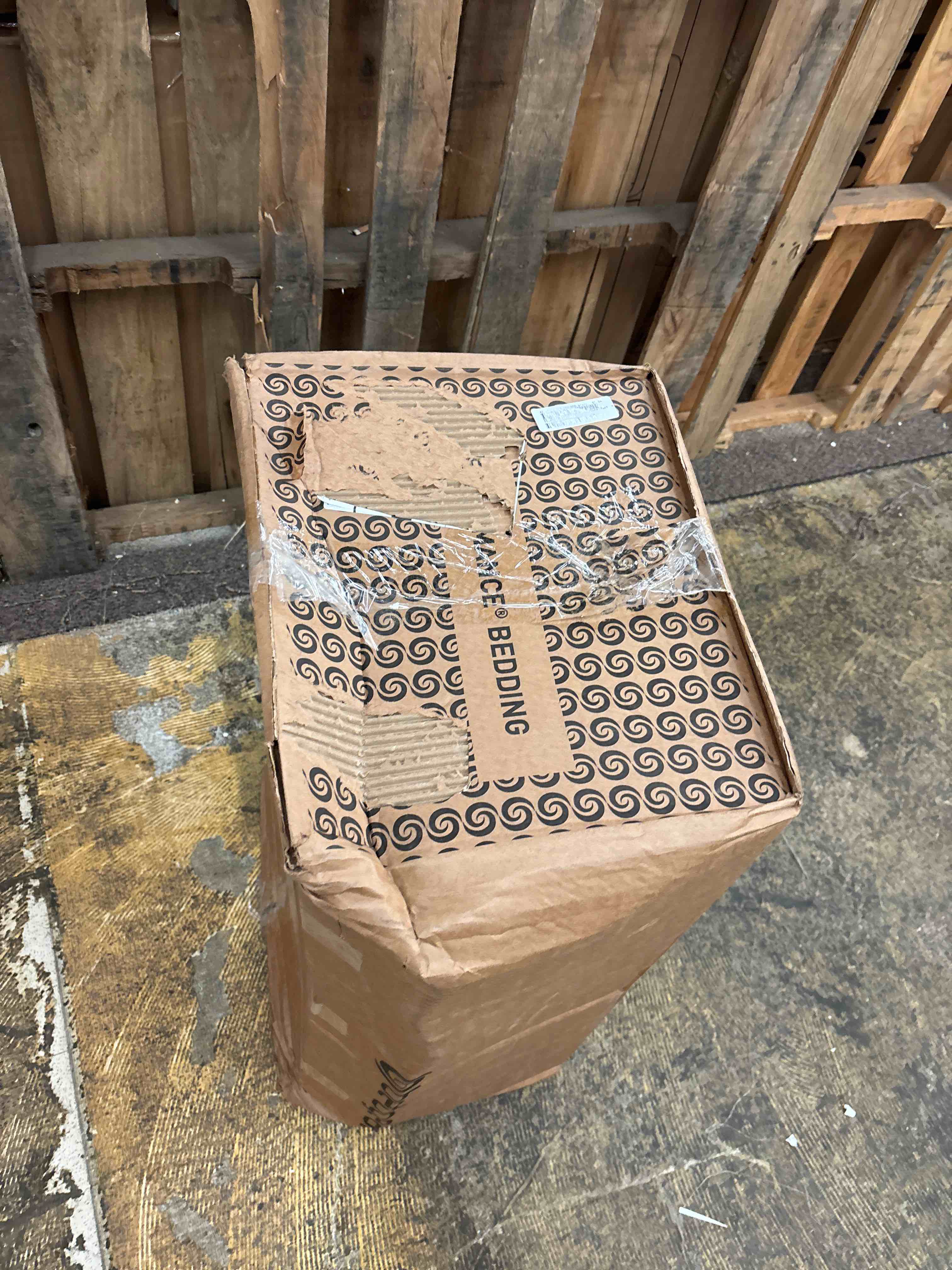 https://s3.amazonaws.com/lotting-images-prod/phillipi/RED5596576_1738194585610.jpeg