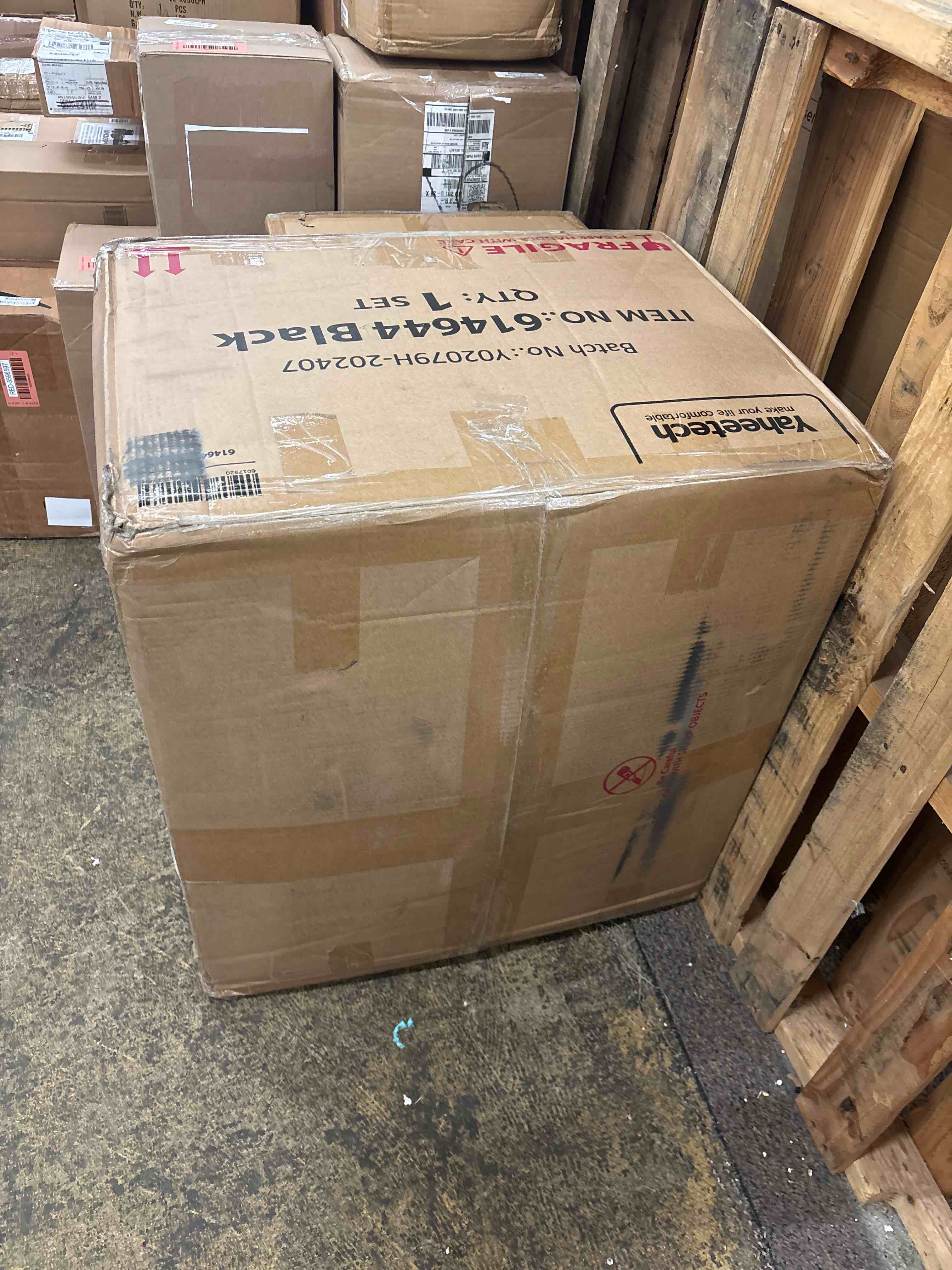 https://s3.amazonaws.com/lotting-images-prod/phillipi/RED5596601_1738197980902.jpeg