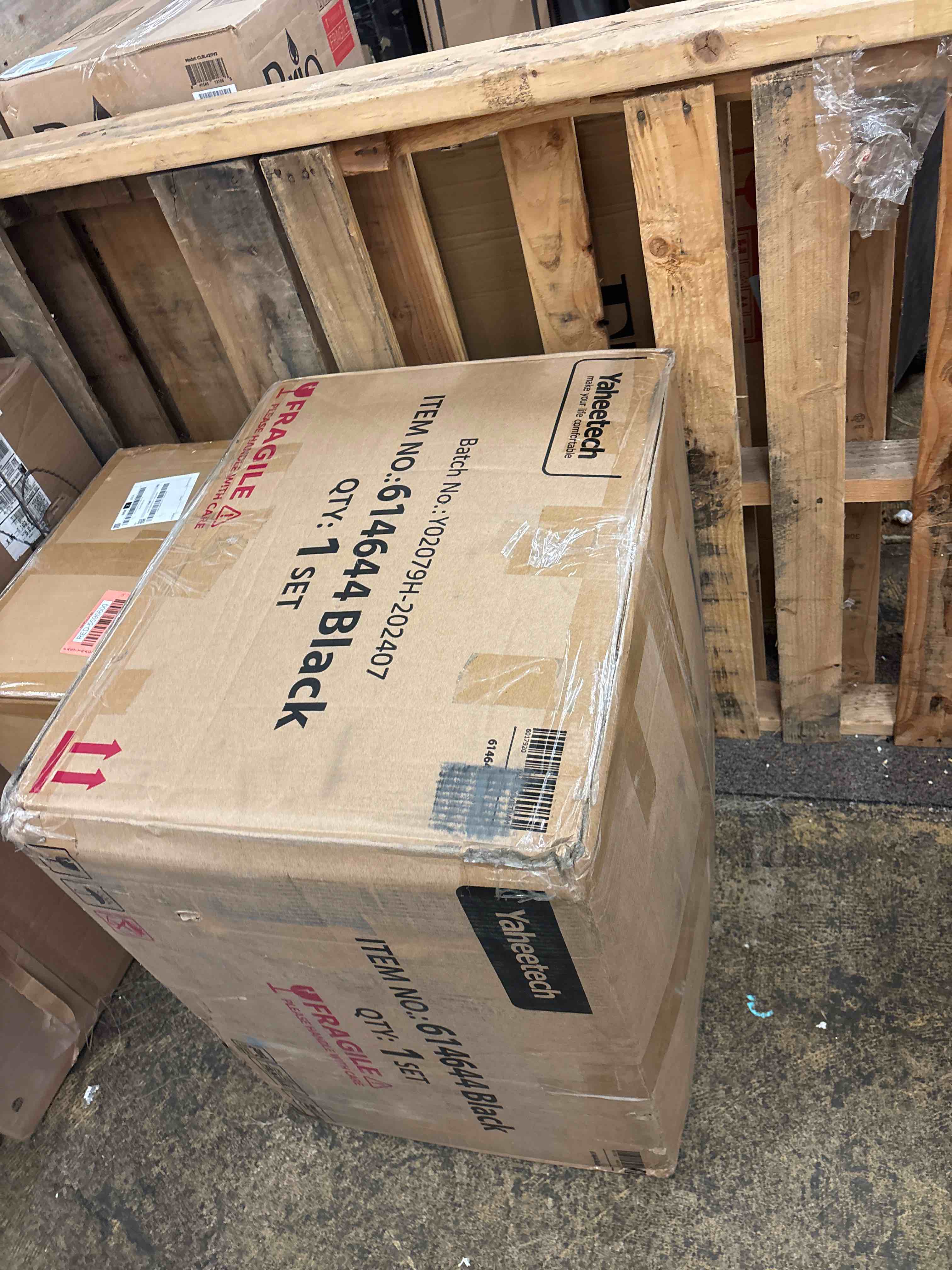 https://s3.amazonaws.com/lotting-images-prod/phillipi/RED5596601_1738197983098.jpeg