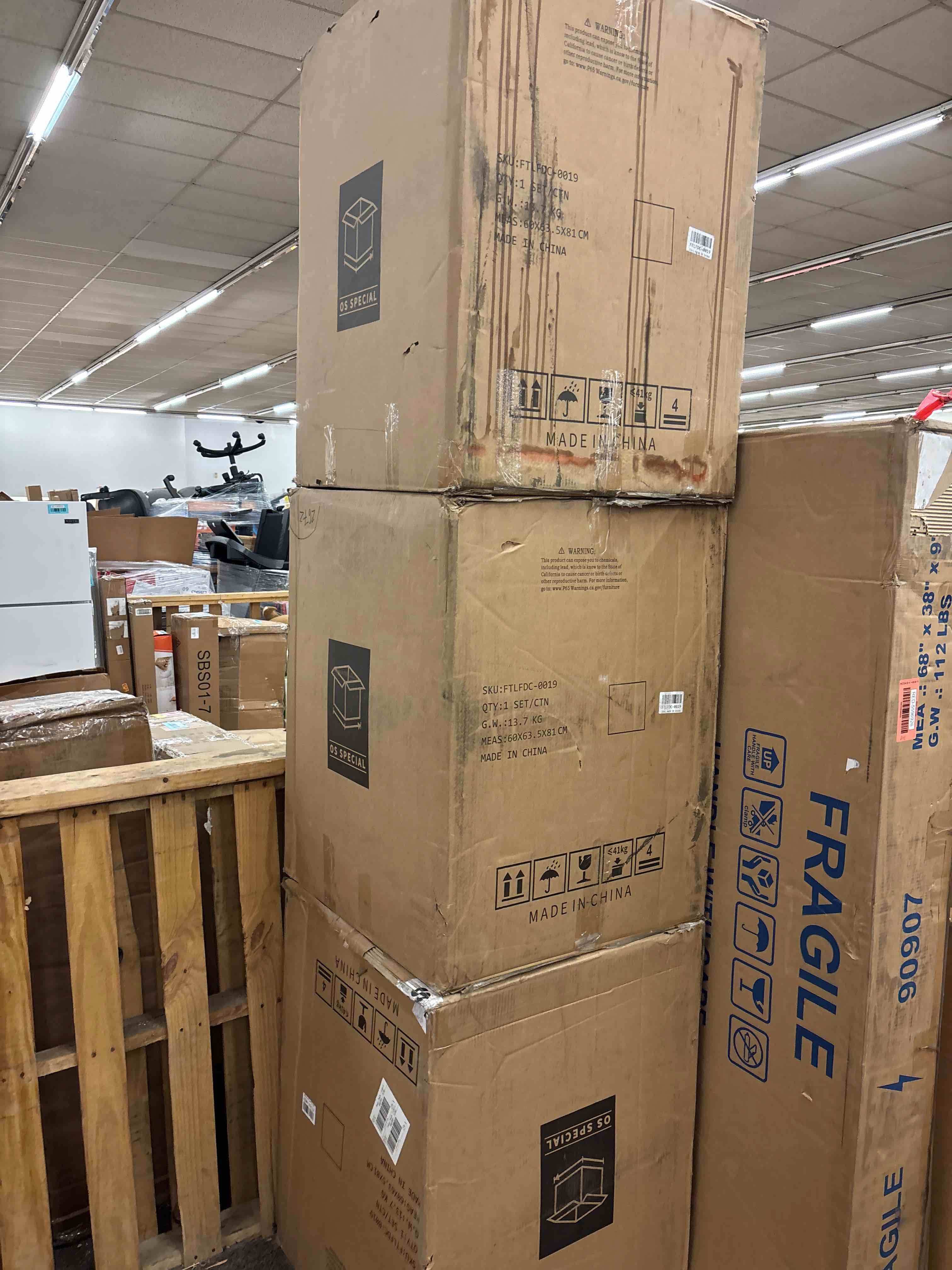 https://s3.amazonaws.com/lotting-images-prod/phillipi/RED5596931_1738944231852.jpeg