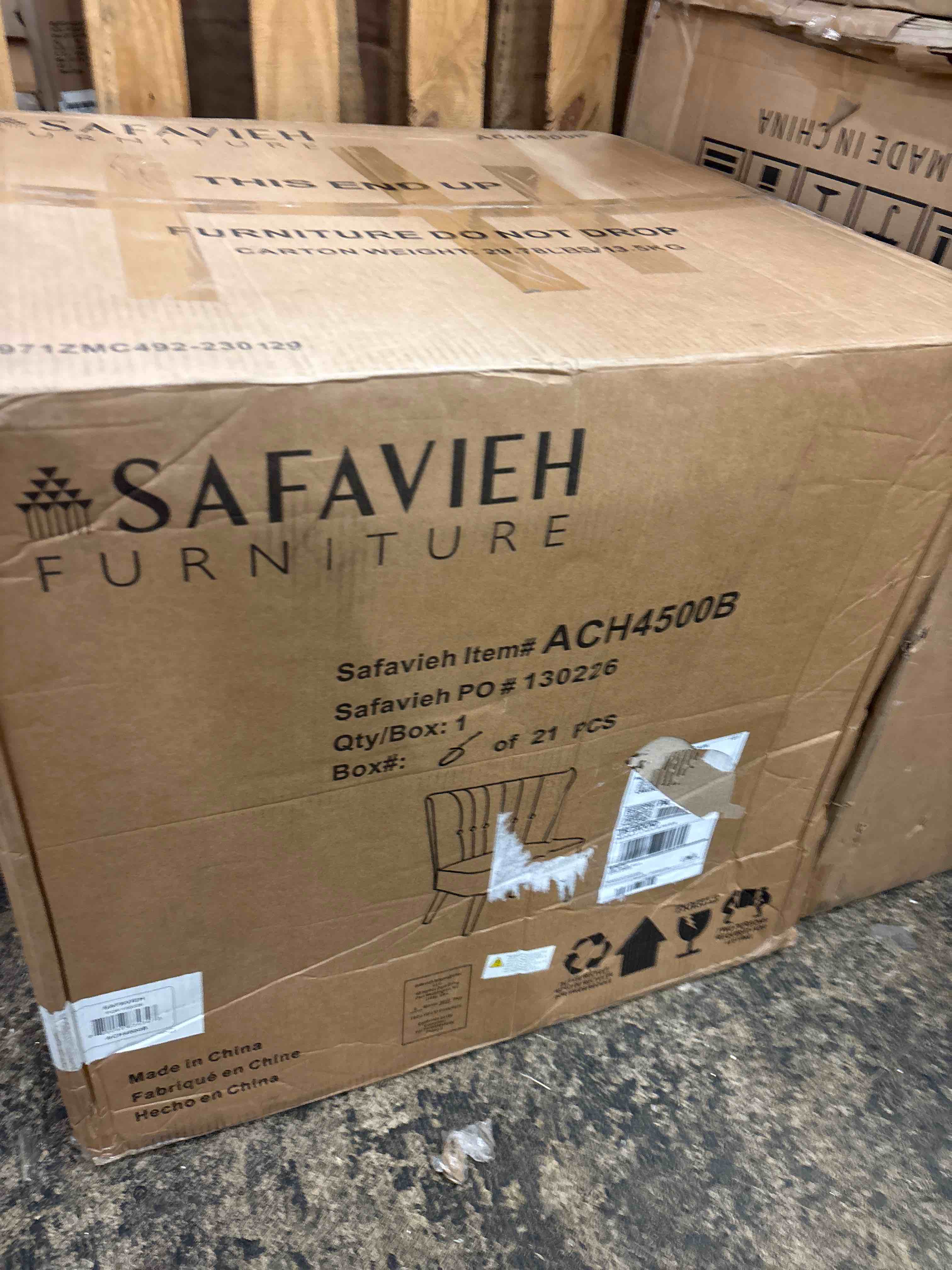 https://s3.amazonaws.com/lotting-images-prod/phillipi/RED5596933_1738944458014.jpeg