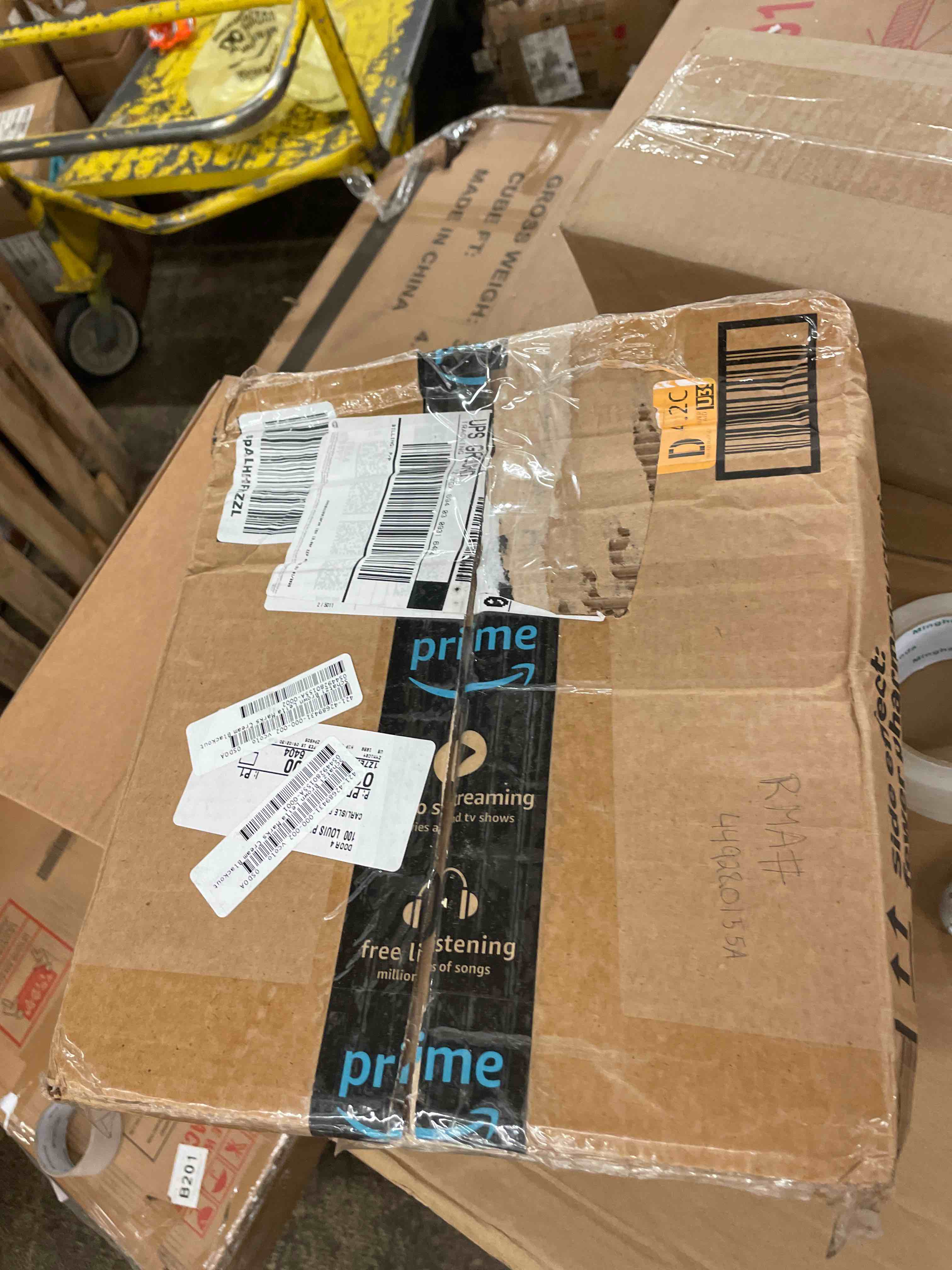 https://s3.amazonaws.com/lotting-images-prod/phillipi/RED5597569_1749080998080.jpeg
