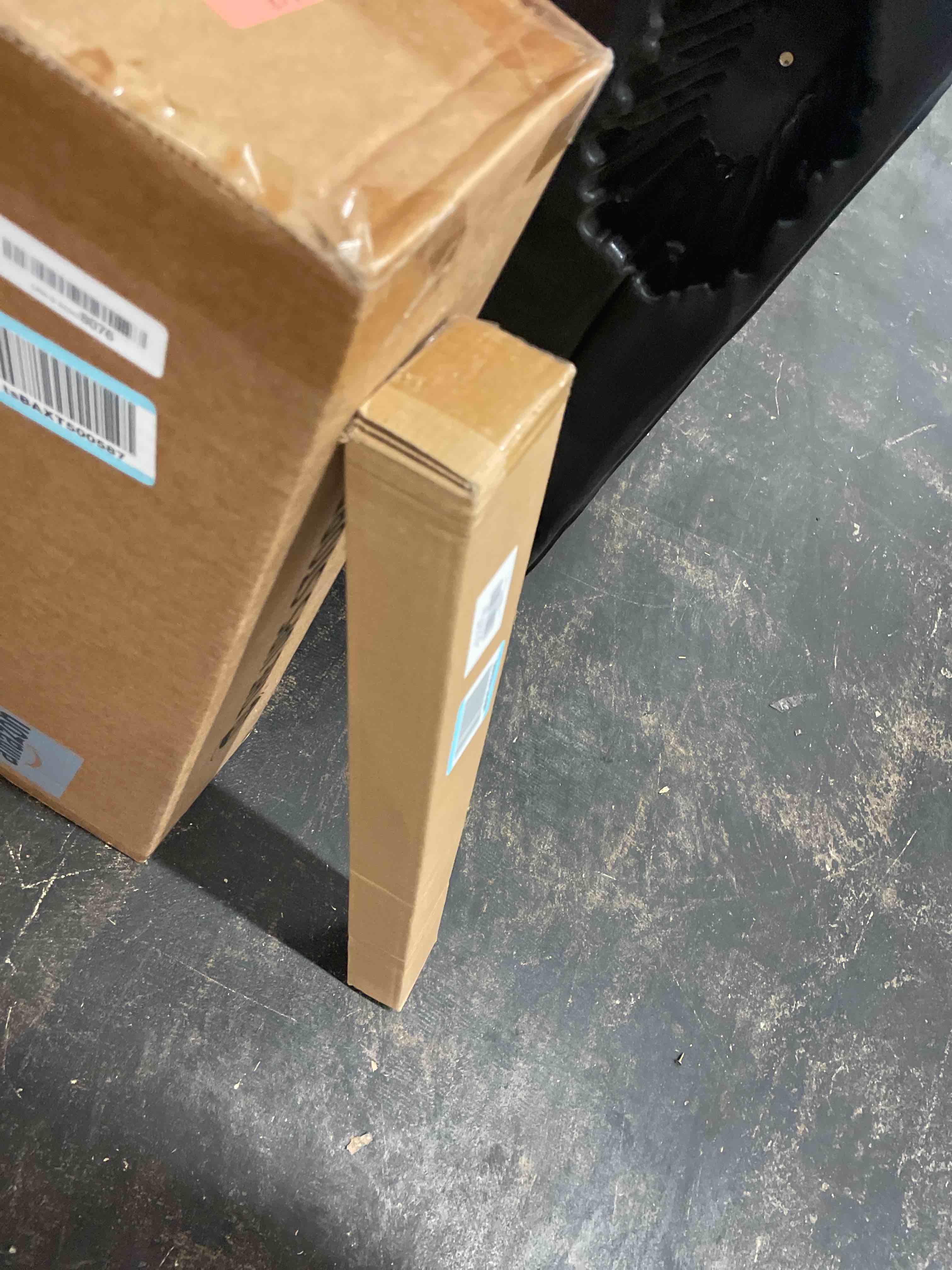 https://s3.amazonaws.com/lotting-images-prod/phillipi/RED5597852_1749701950259.jpeg