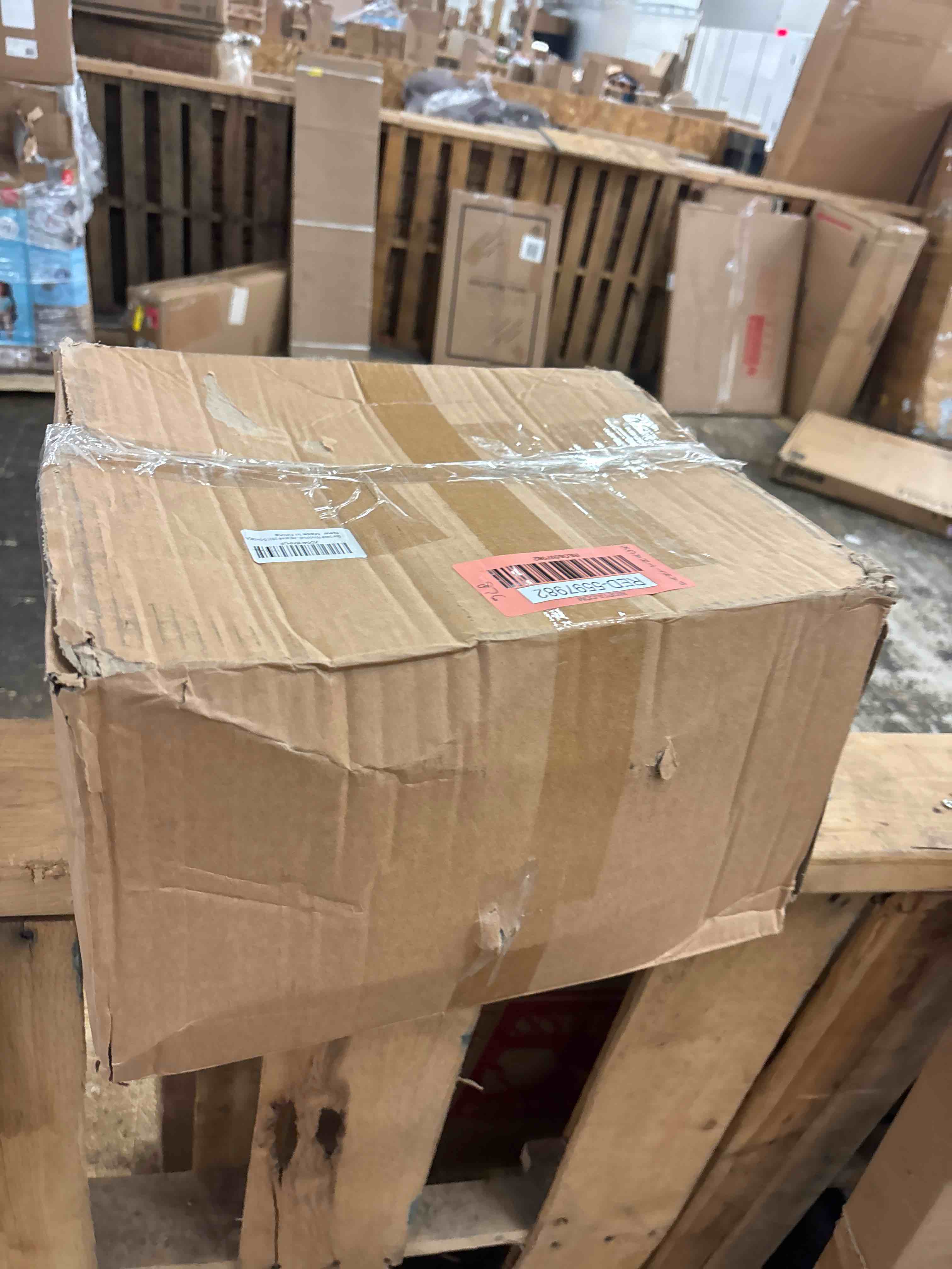 https://s3.amazonaws.com/lotting-images-prod/phillipi/RED5597982_1750147812670.jpeg