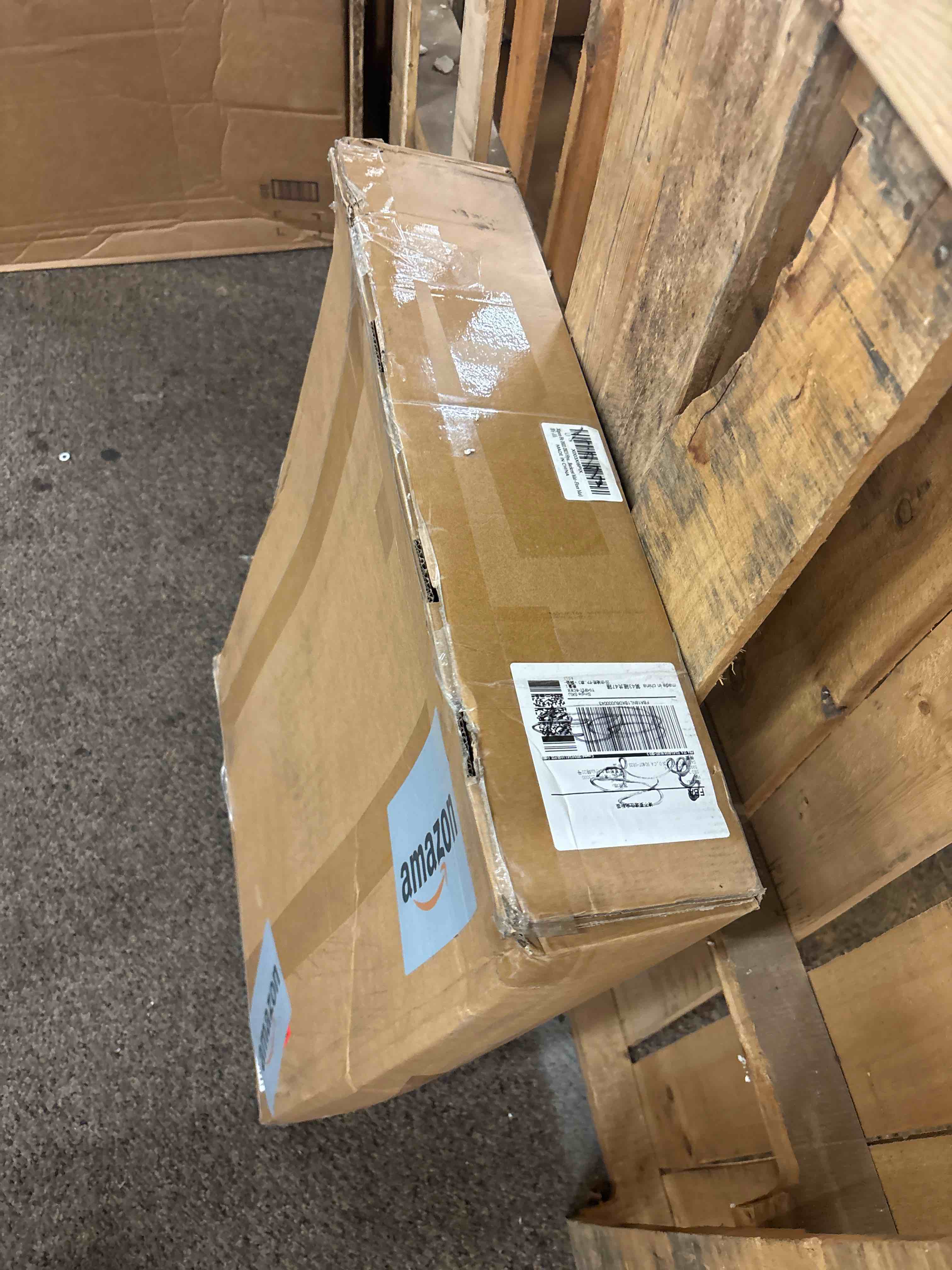 https://s3.amazonaws.com/lotting-images-prod/phillipi/RED5598264_1750728392185.jpeg