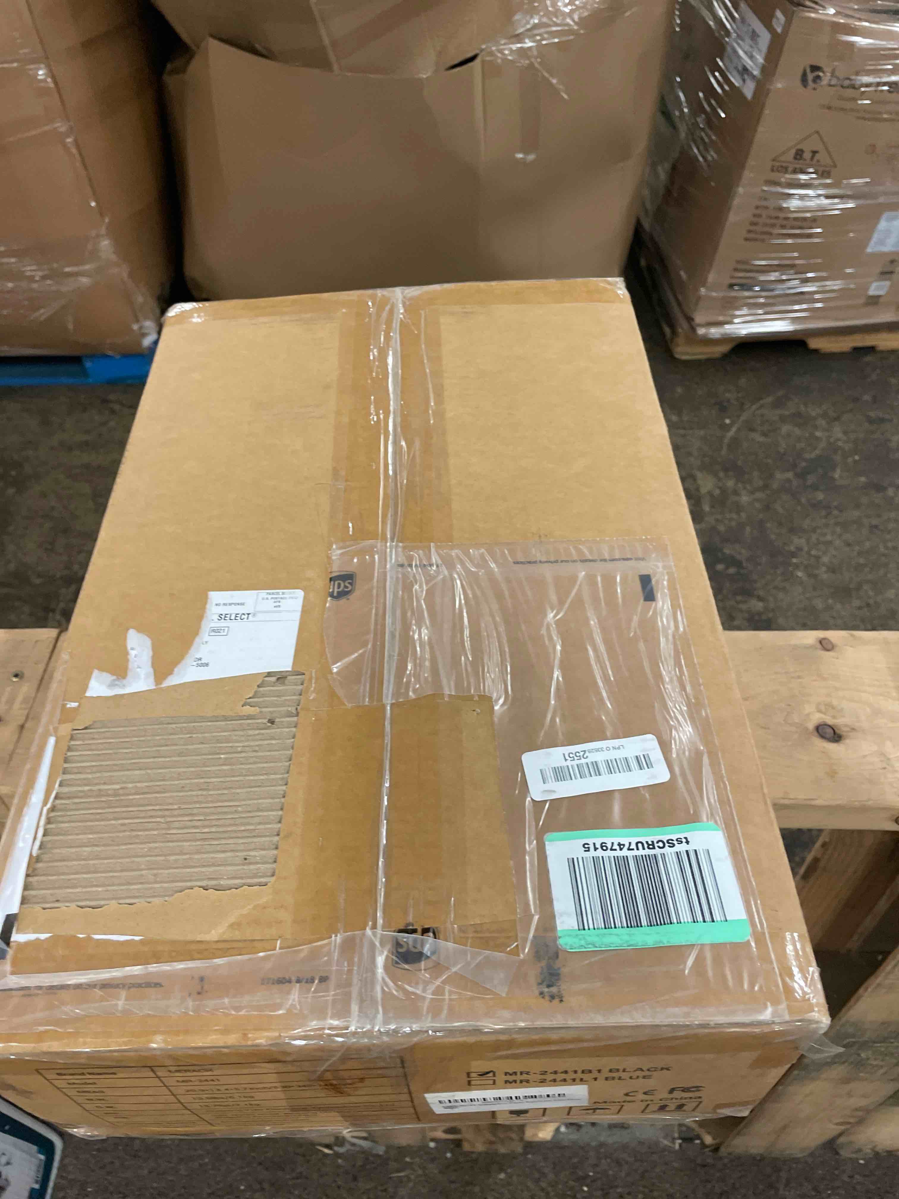 https://s3.amazonaws.com/lotting-images-prod/phillipi/RED5598333_1750740441518.jpeg