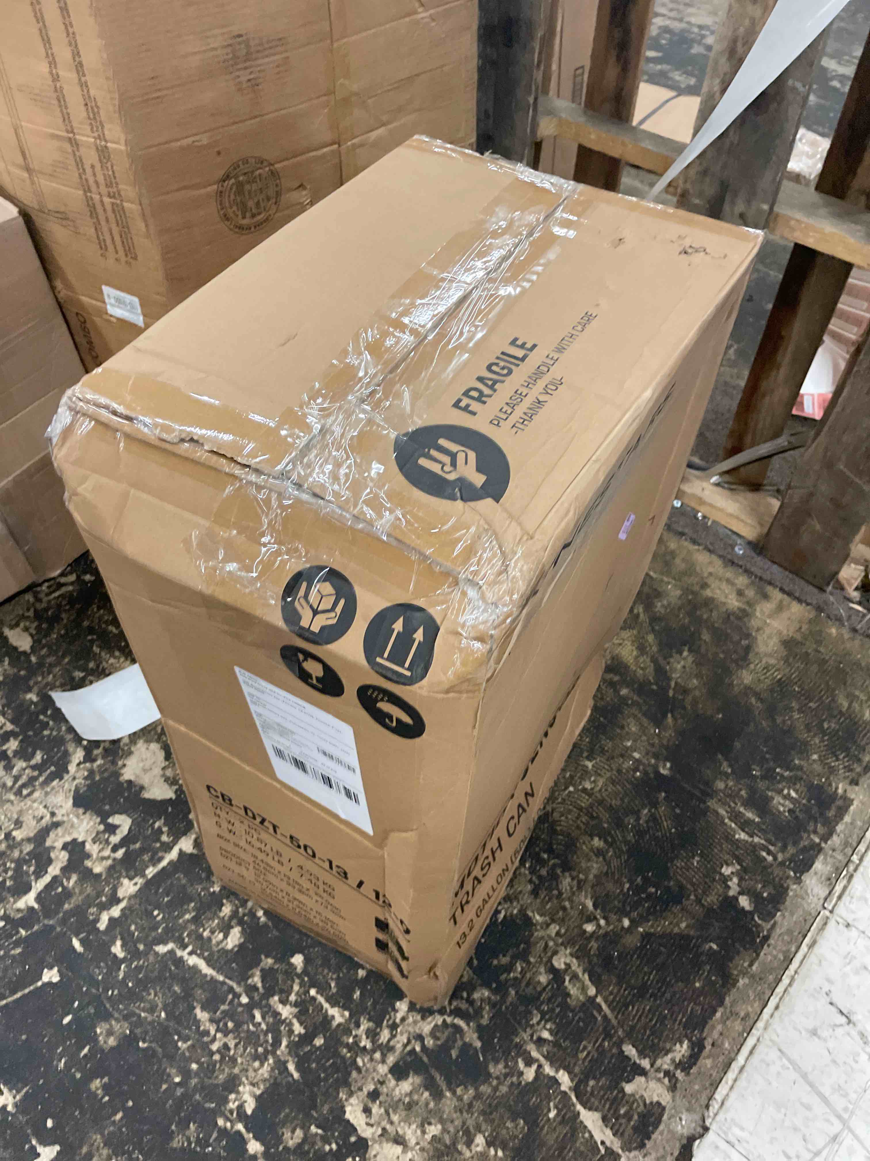 https://s3.amazonaws.com/lotting-images-prod/phillipi/RED5598383_1750908782732.jpeg