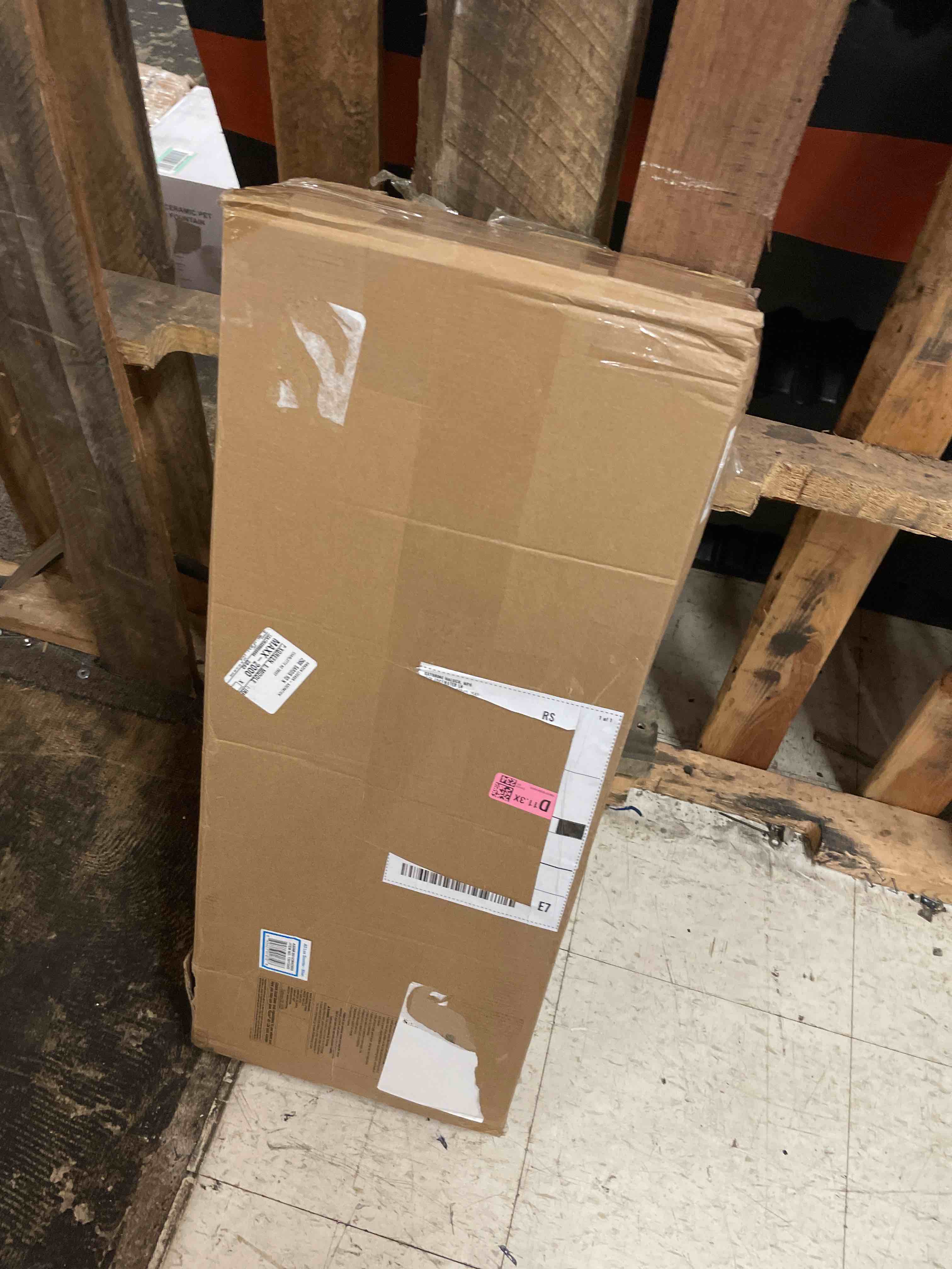 https://s3.amazonaws.com/lotting-images-prod/phillipi/RED5598396_1750910420322.jpeg
