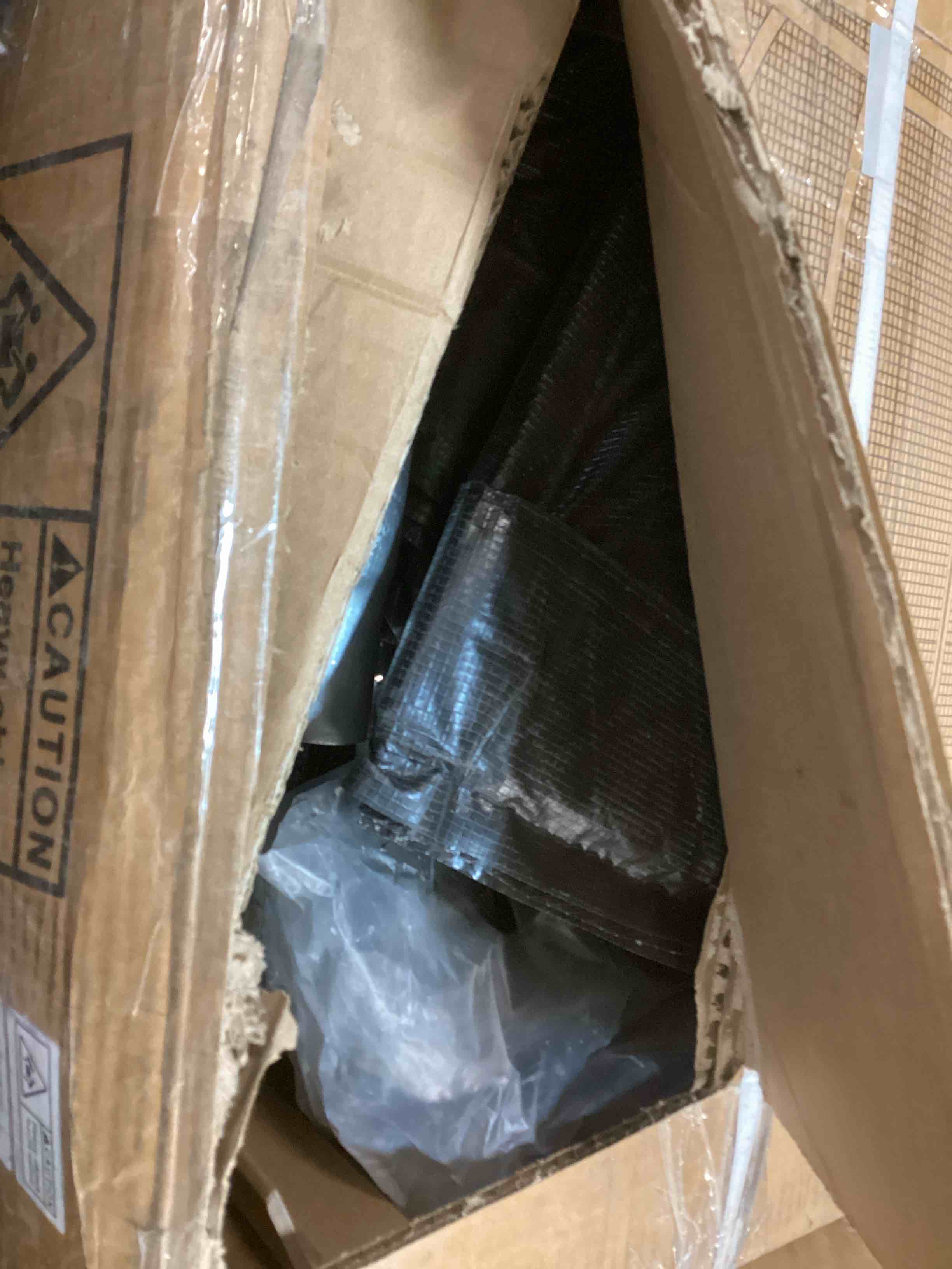 https://s3.amazonaws.com/lotting-images-prod/phillipi/RED5792039_1704227806519.jpeg