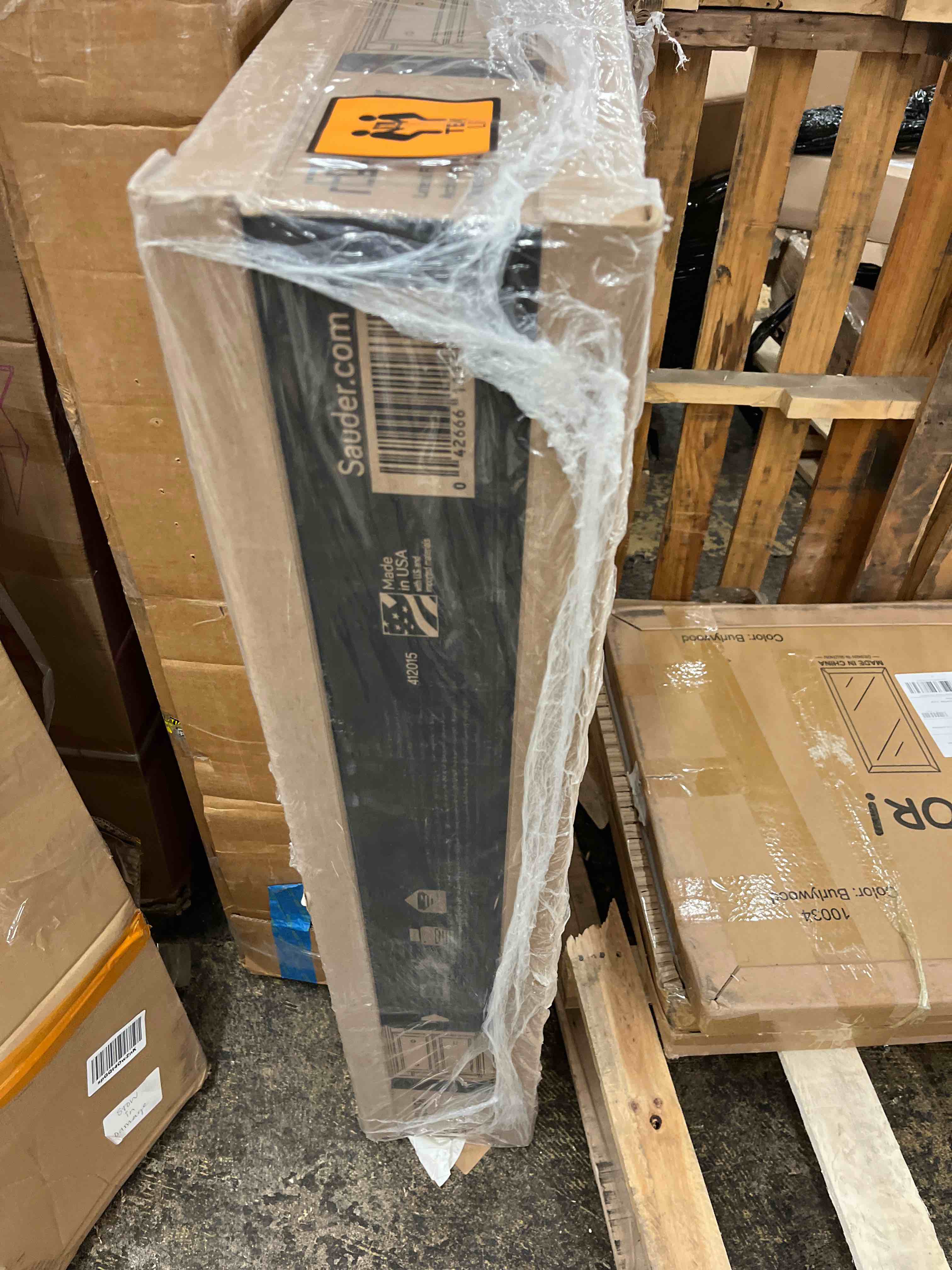 https://s3.amazonaws.com/lotting-images-prod/phillipi/RED5816278_1717633180595.jpeg