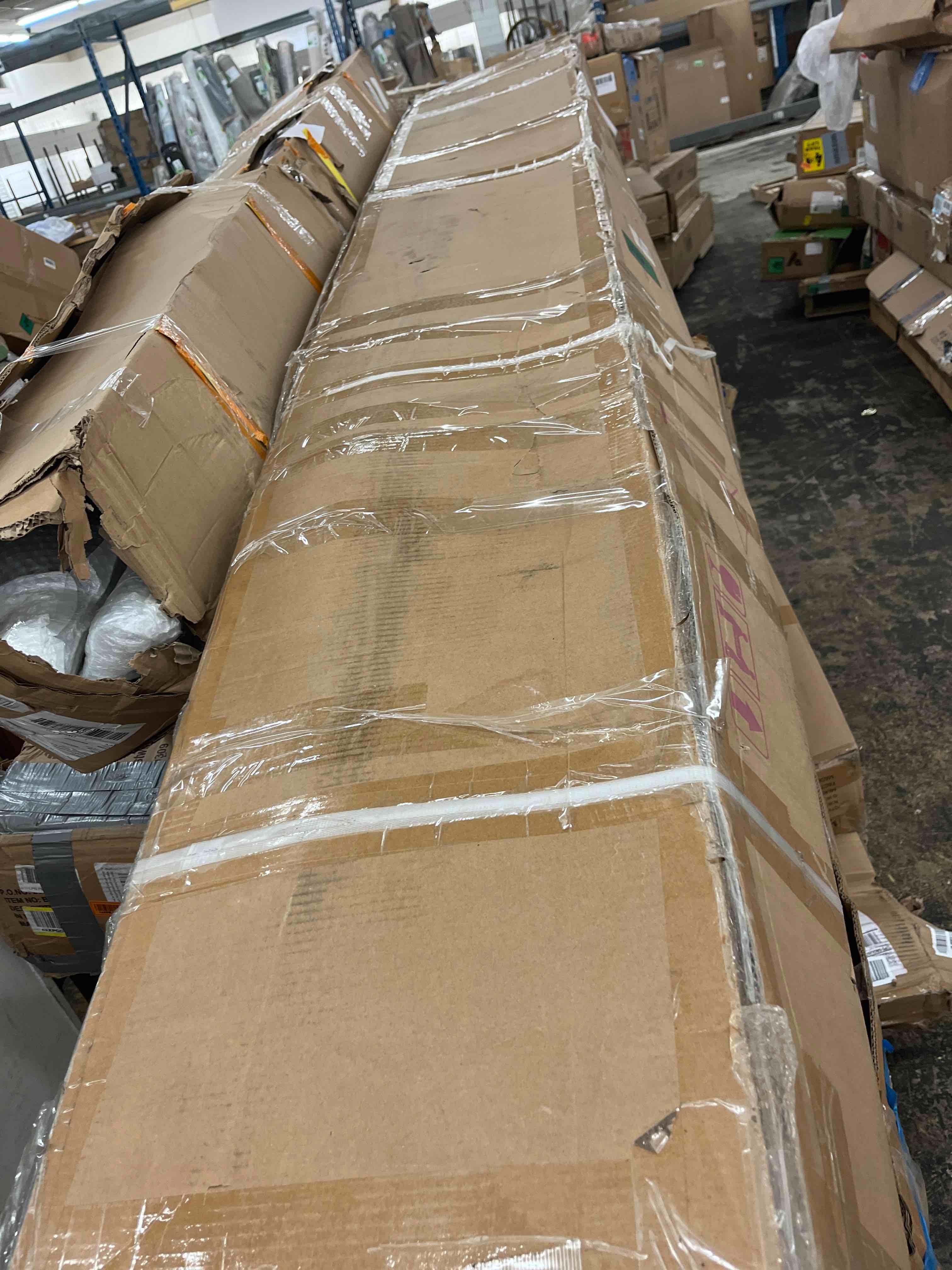 https://s3.amazonaws.com/lotting-images-prod/phillipi/RED5816313_1717631718470.jpeg