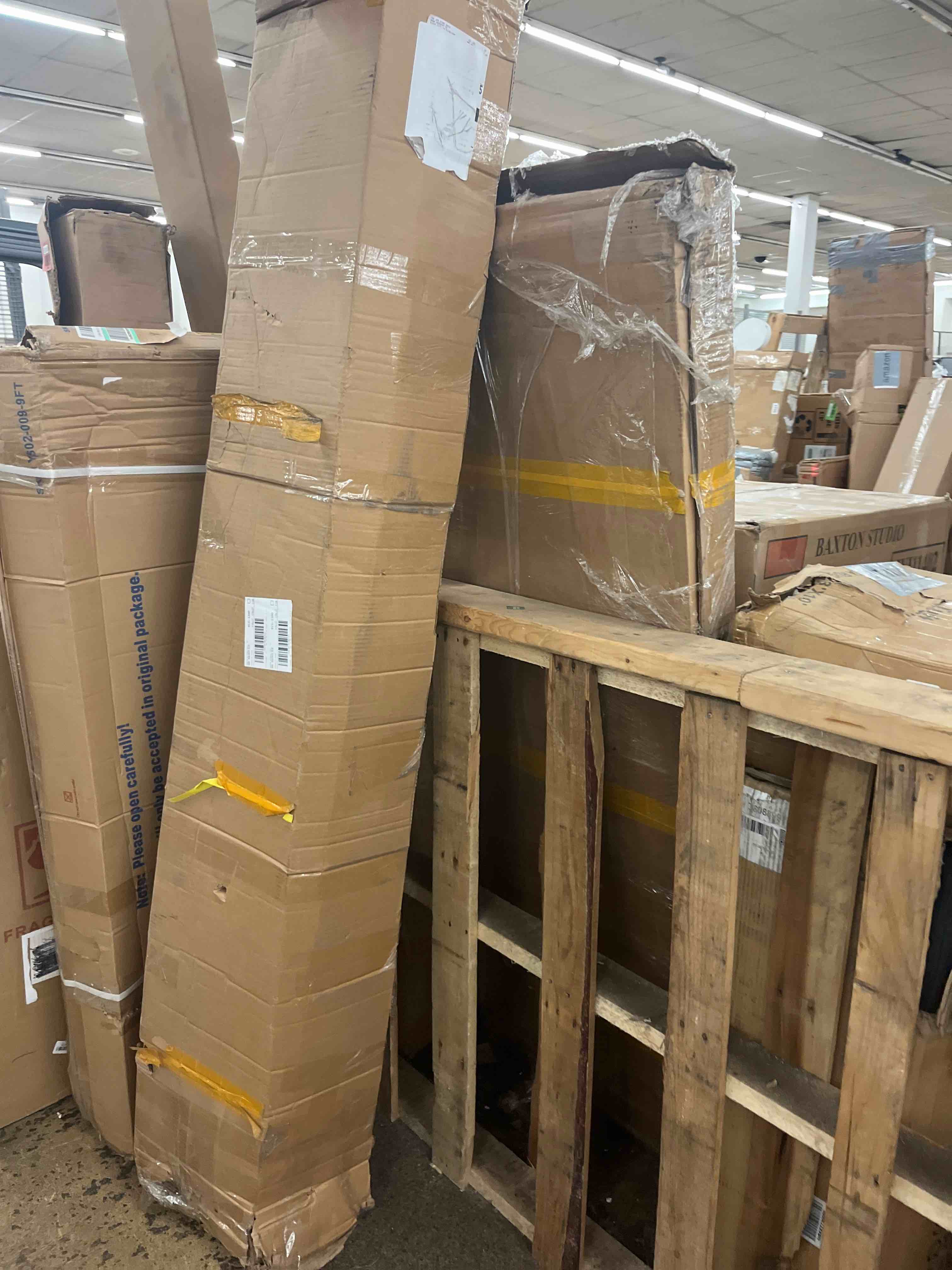 https://s3.amazonaws.com/lotting-images-prod/phillipi/RED5816443_1717776389017.jpeg