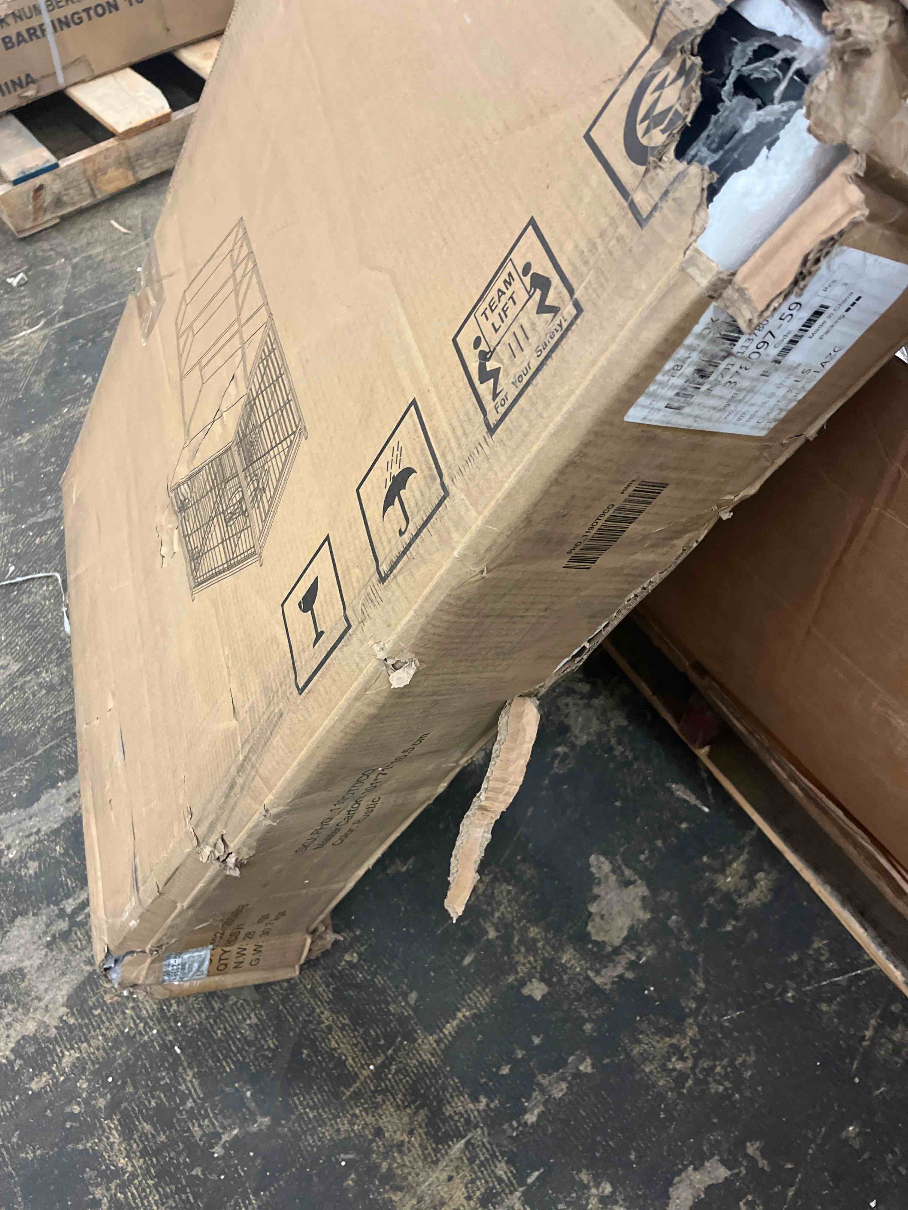 https://s3.amazonaws.com/lotting-images-prod/phillipi/RED5816453_1717777908723.jpeg