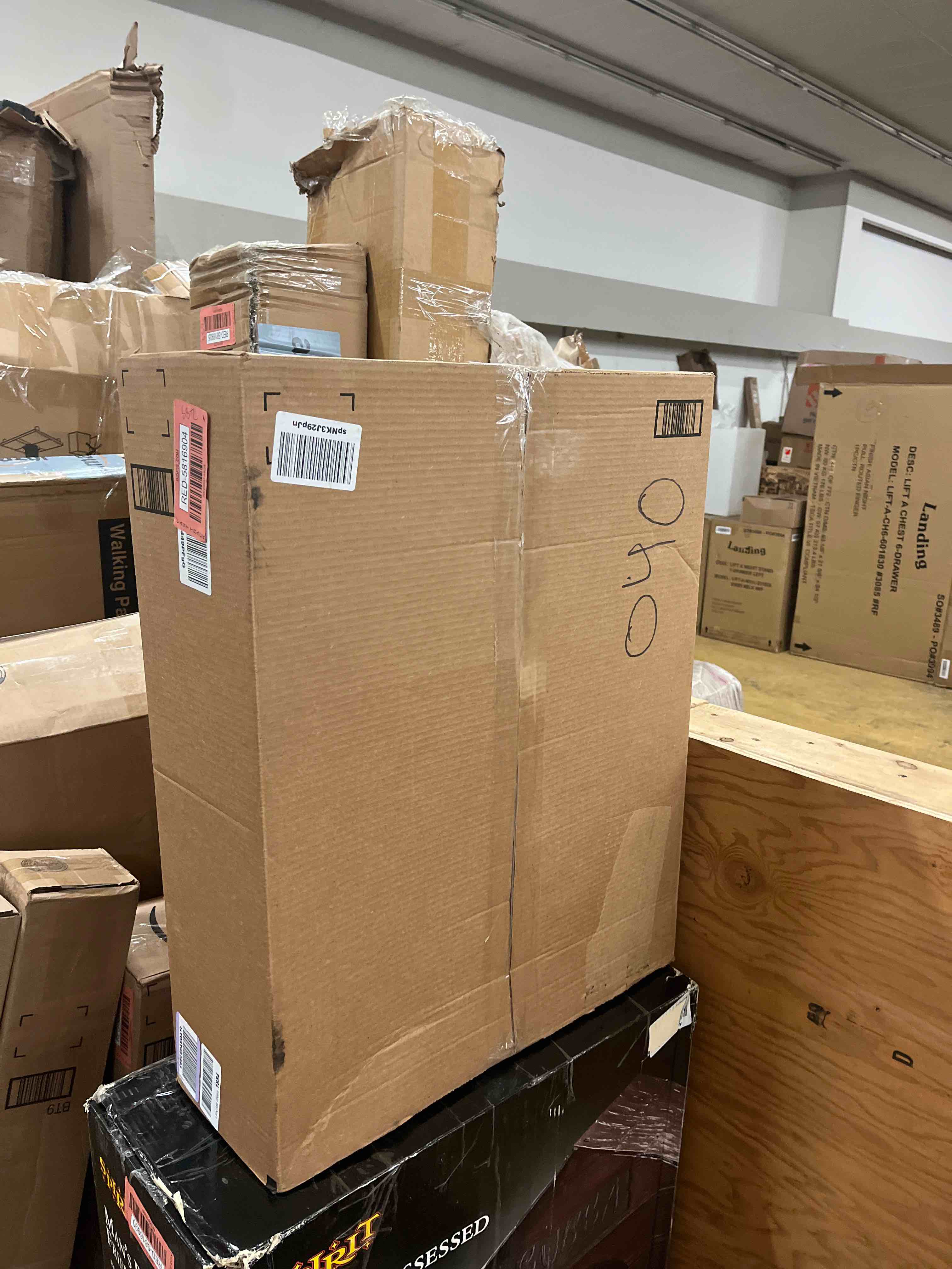 https://s3.amazonaws.com/lotting-images-prod/phillipi/RED5816904_1719899702241.jpeg