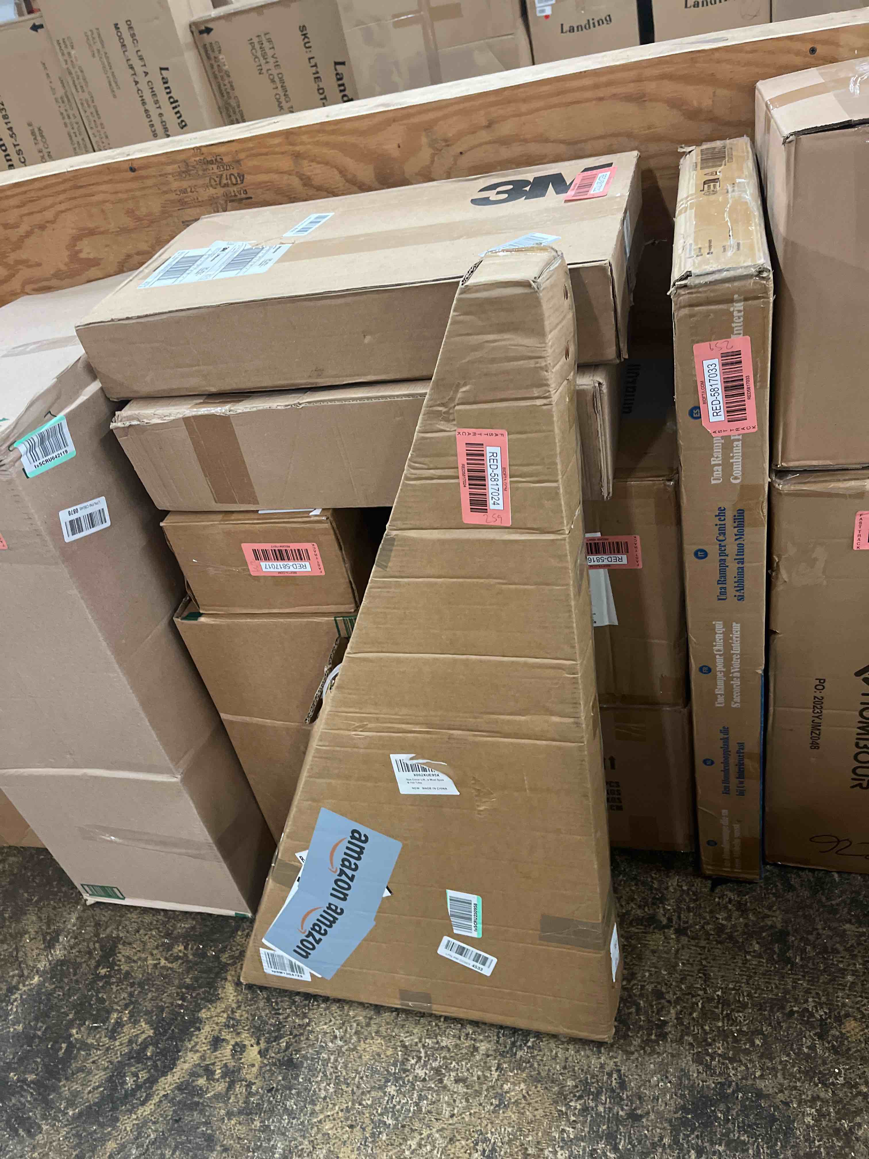 https://s3.amazonaws.com/lotting-images-prod/phillipi/RED5817024_1719905227617.jpeg