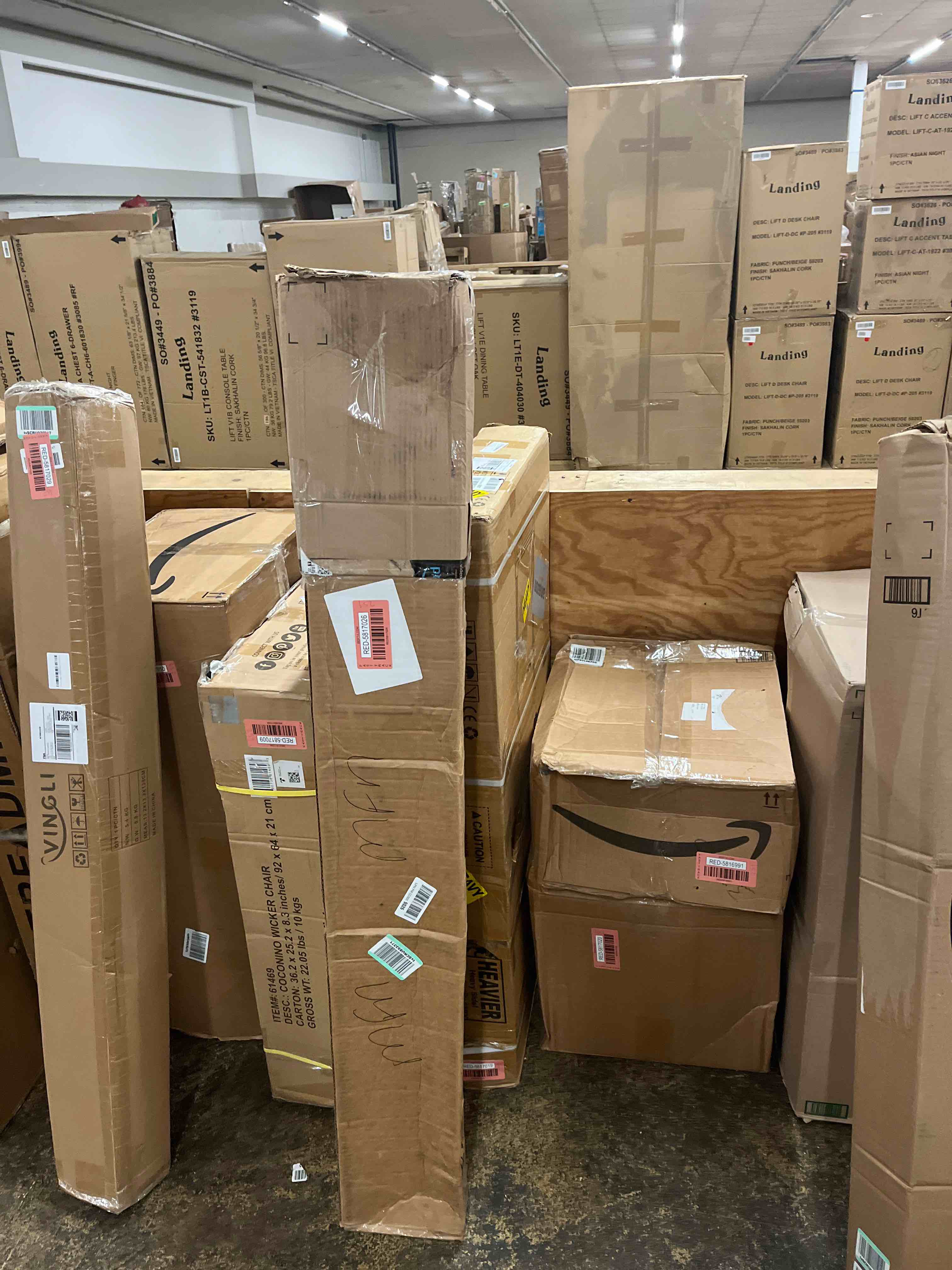 https://s3.amazonaws.com/lotting-images-prod/phillipi/RED5817026_1719905781415.jpeg