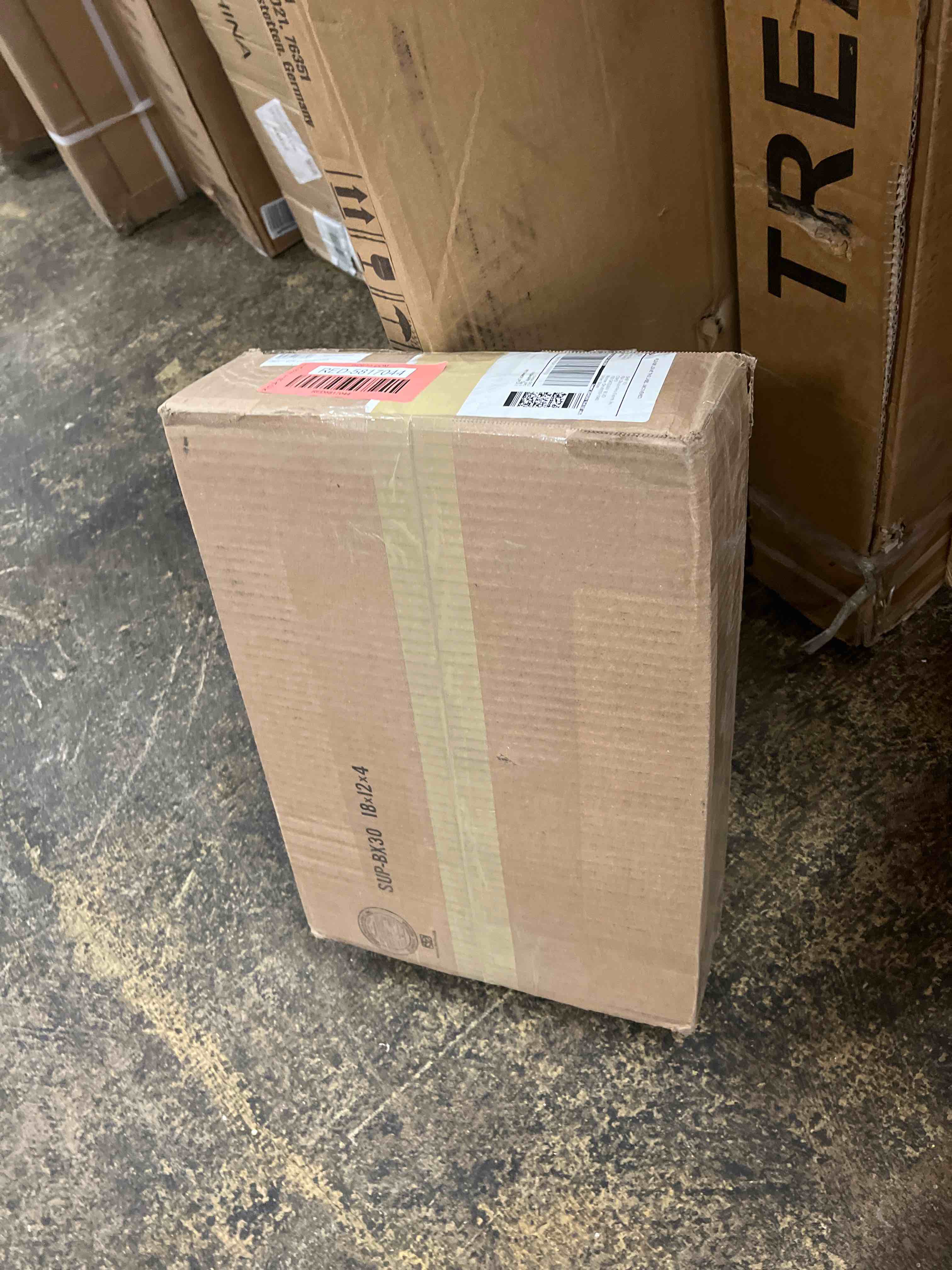 https://s3.amazonaws.com/lotting-images-prod/phillipi/RED5817044_1719906138660.jpeg