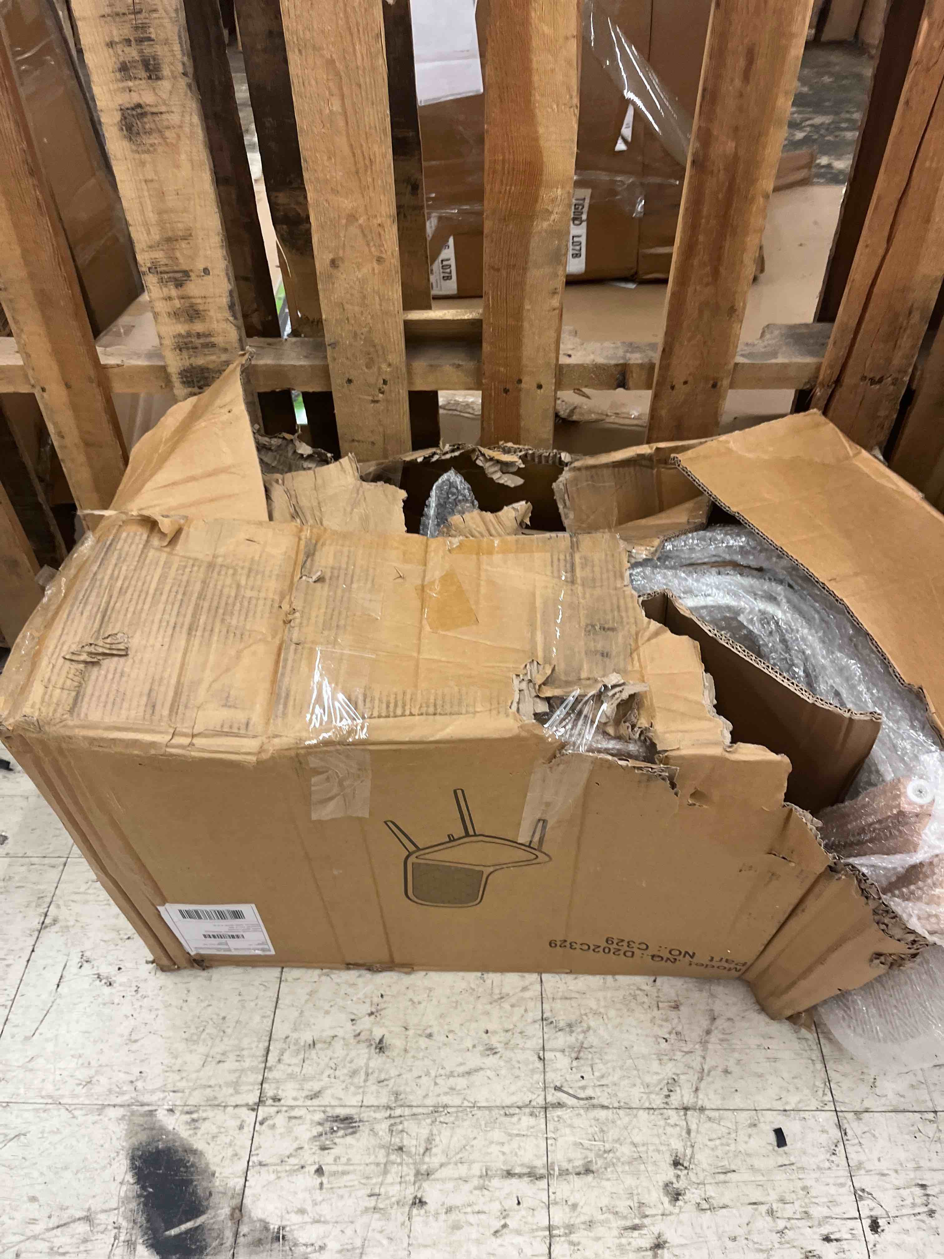 https://s3.amazonaws.com/lotting-images-prod/phillipi/RED5817292_1720206824288.jpeg
