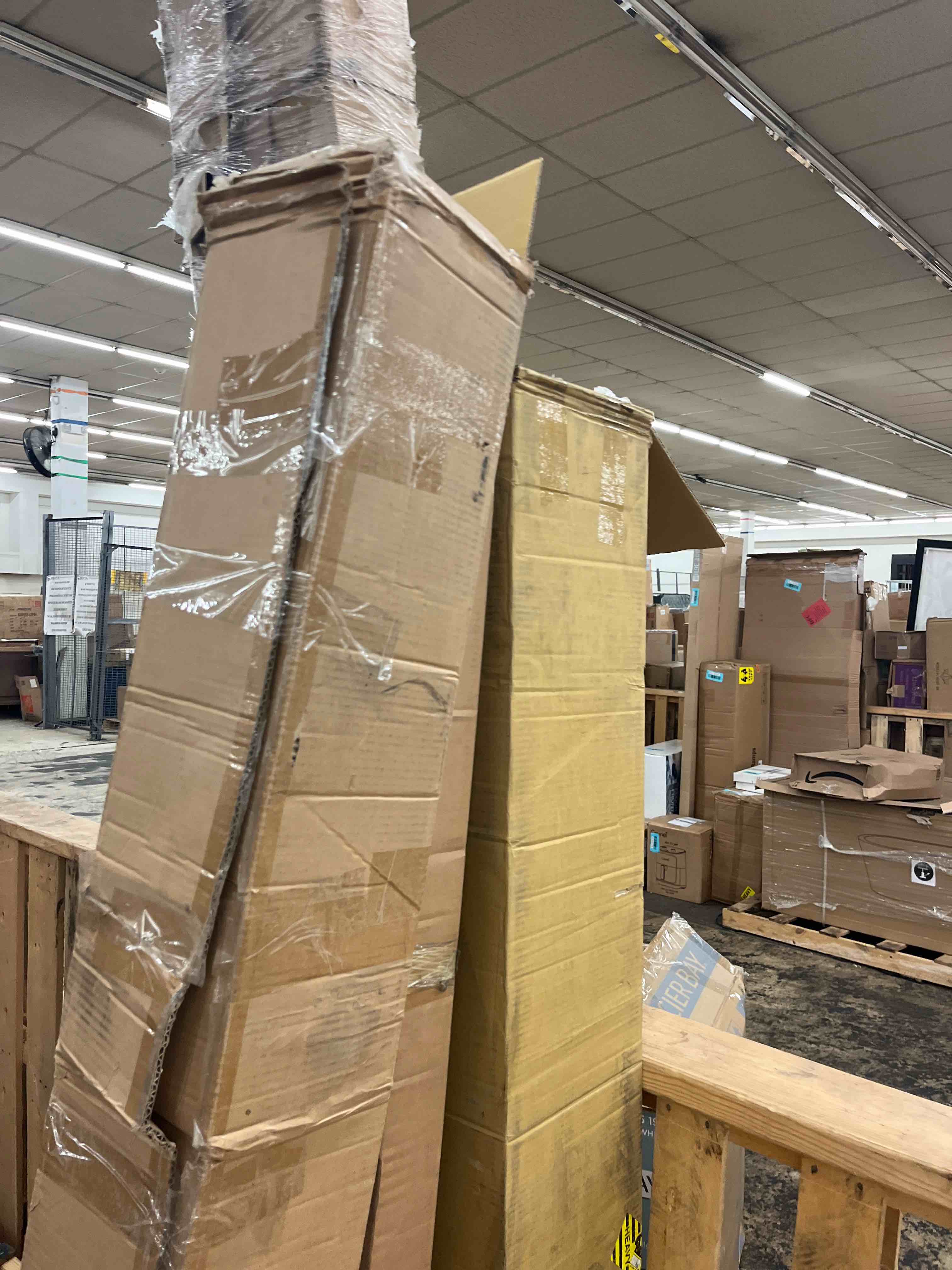 https://s3.amazonaws.com/lotting-images-prod/phillipi/RED5817300_1720210489171.jpeg