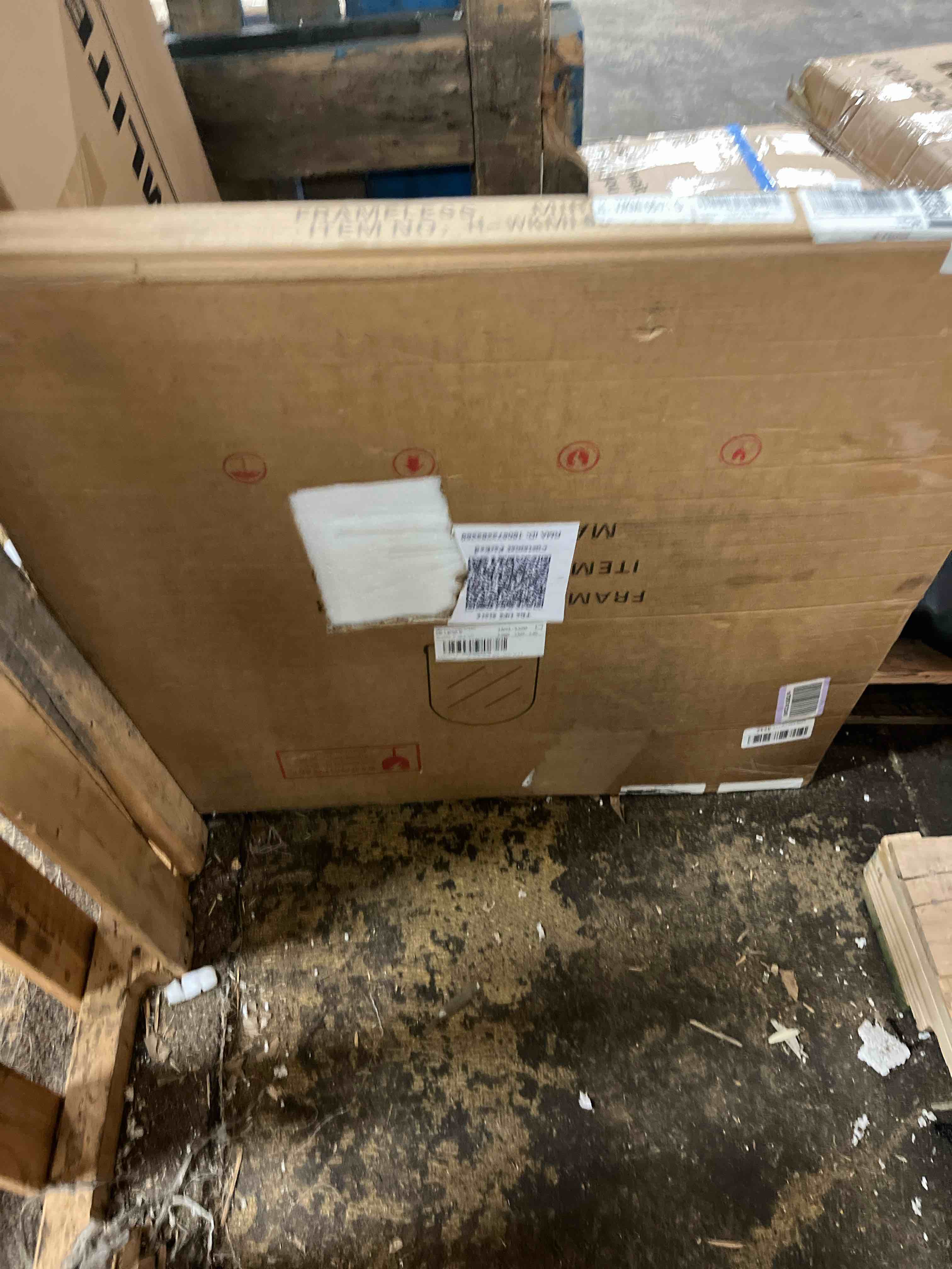 https://s3.amazonaws.com/lotting-images-prod/phillipi/RED5818011_1712116255038.jpeg