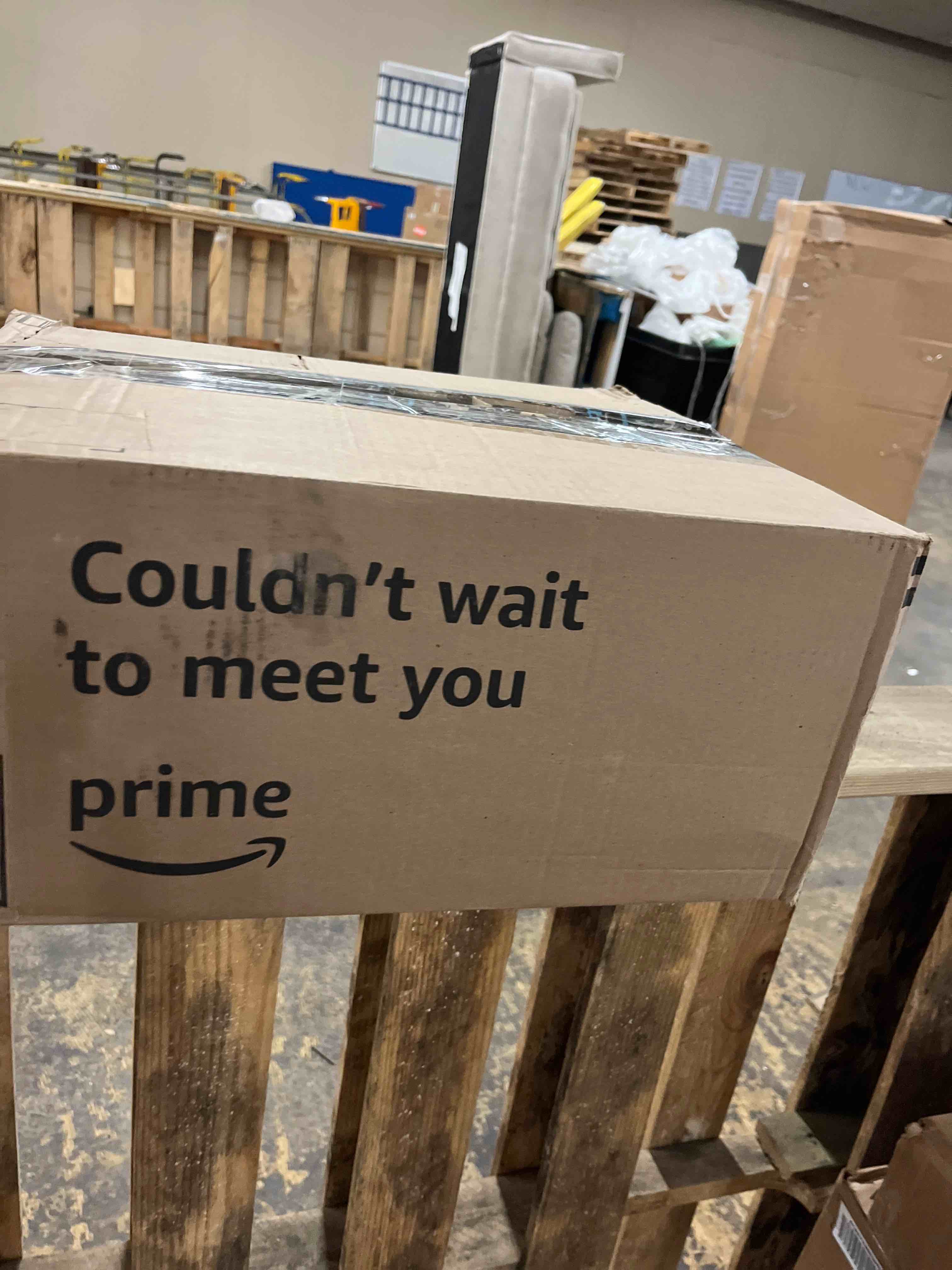 https://s3.amazonaws.com/lotting-images-prod/phillipi/RED5818018_1712117129650.jpeg