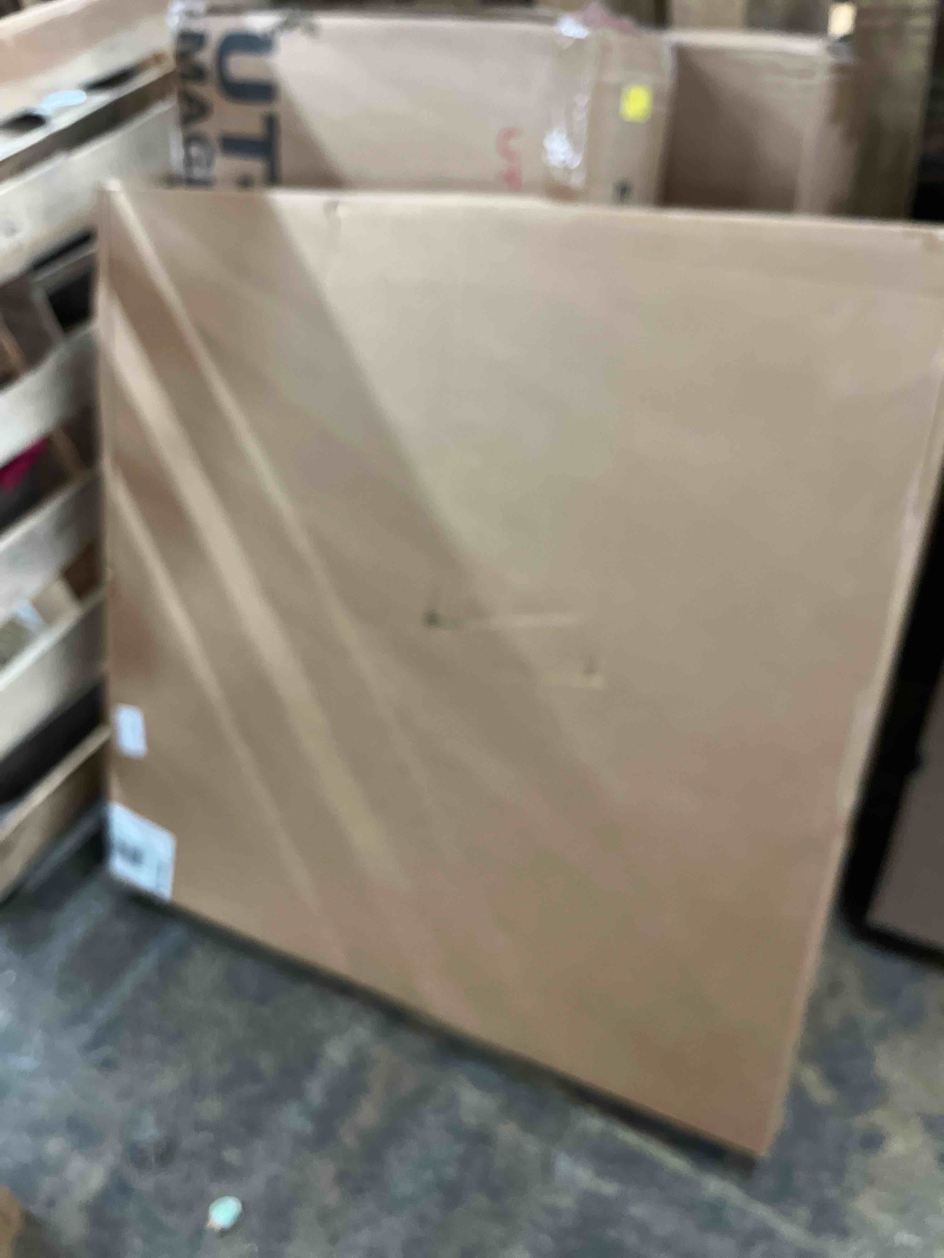 https://s3.amazonaws.com/lotting-images-prod/phillipi/RED5818019_1712117206808.jpeg