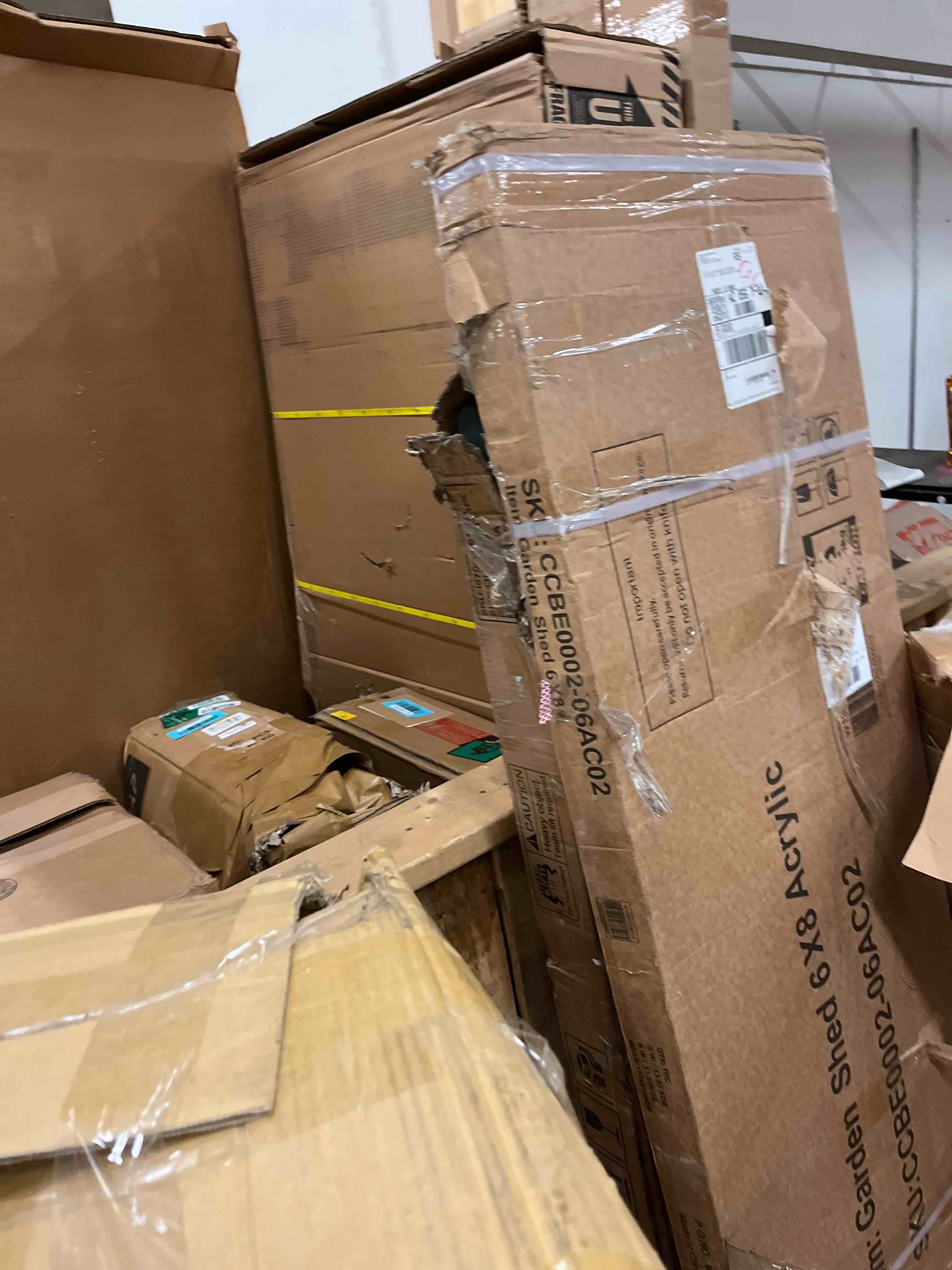 https://s3.amazonaws.com/lotting-images-prod/phillipi/RED5818992_1708129565433.jpeg