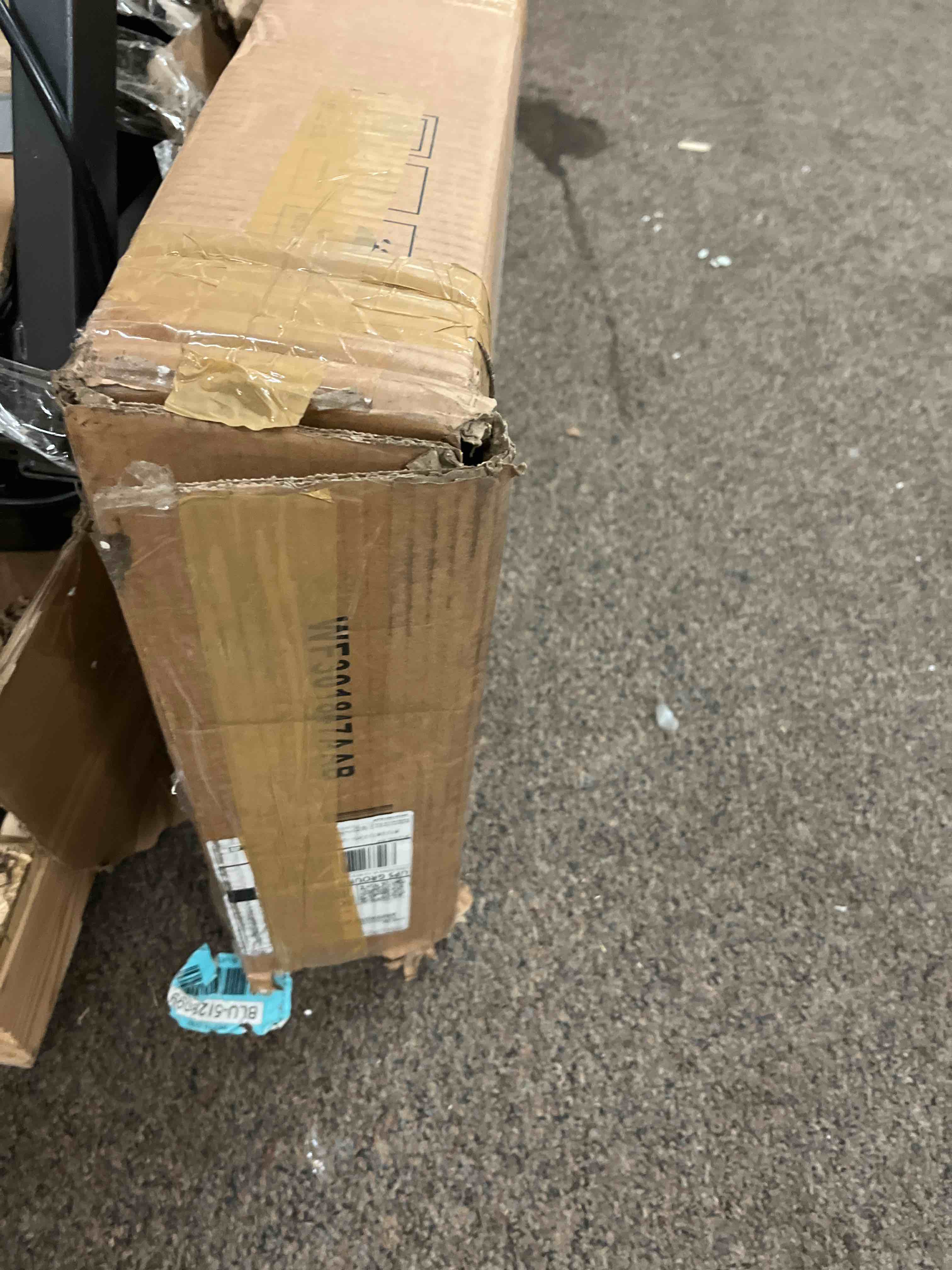 https://s3.amazonaws.com/lotting-images-prod/phillipi/RED5819021_1708128689608.jpeg