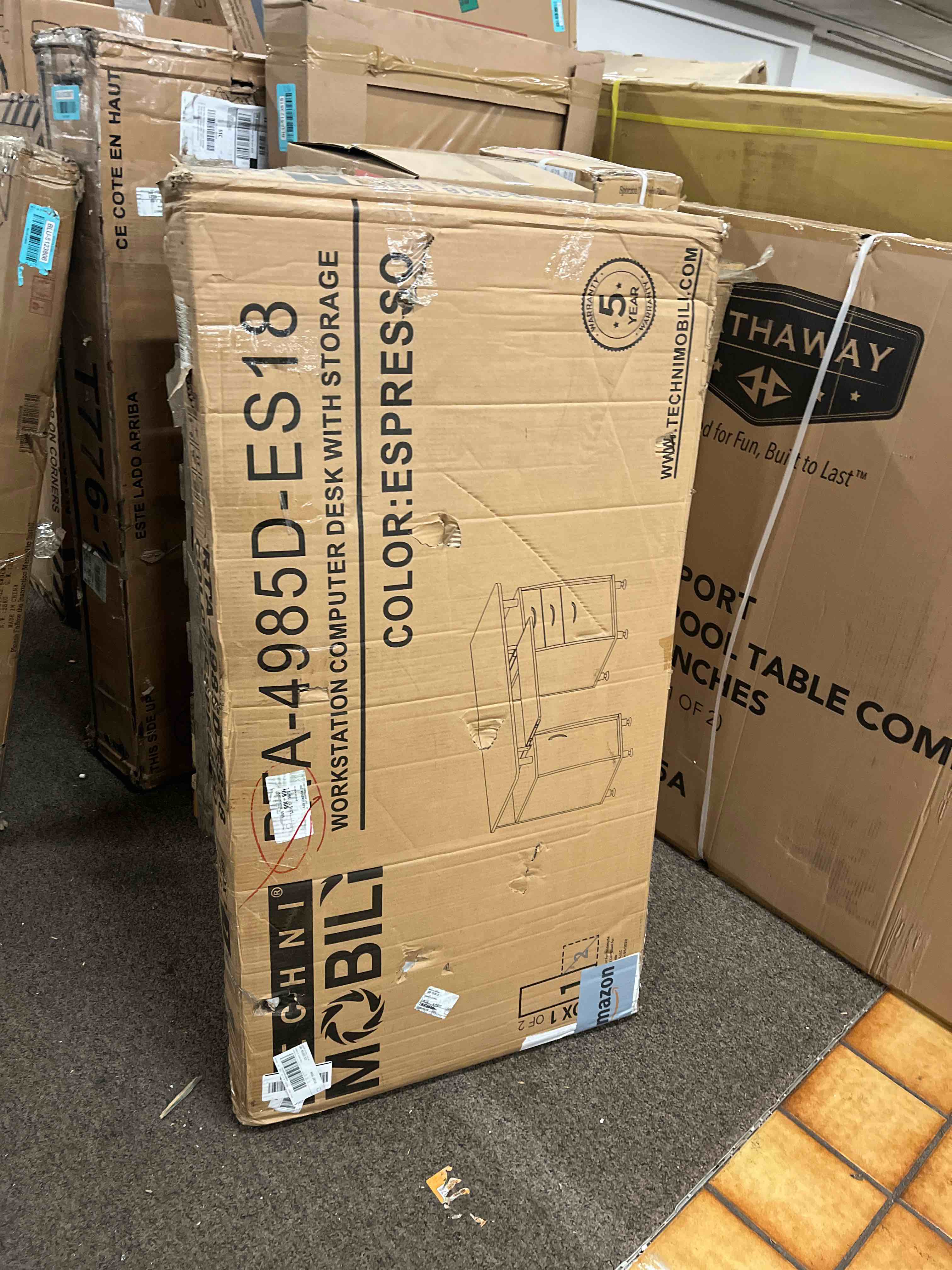 https://s3.amazonaws.com/lotting-images-prod/phillipi/RED5819048_1707790580133.jpeg