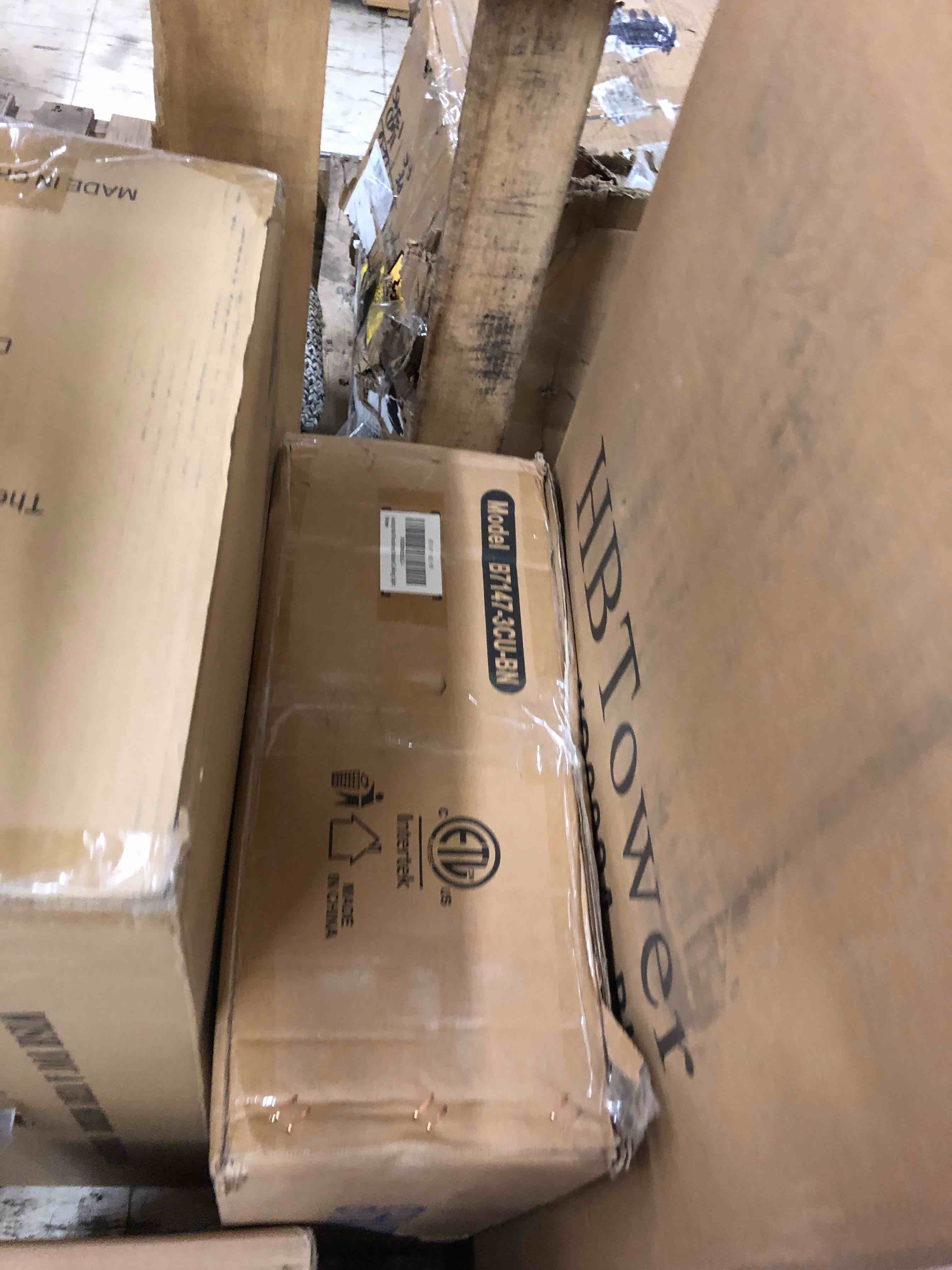 https://s3.amazonaws.com/lotting-images-prod/phillipi/RED5819764_1710448089630.jpeg