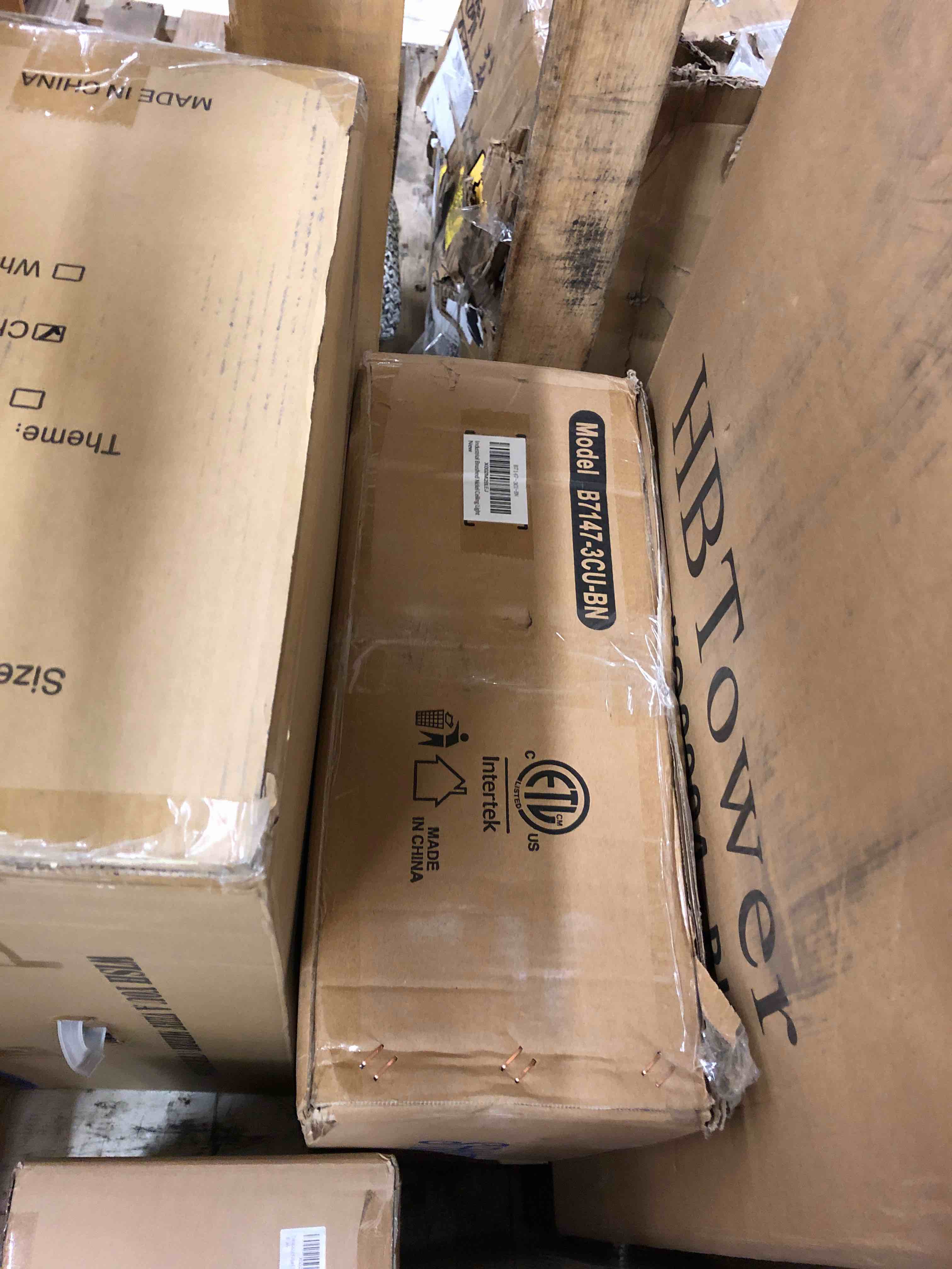 https://s3.amazonaws.com/lotting-images-prod/phillipi/RED5819764_1710448090988.jpeg