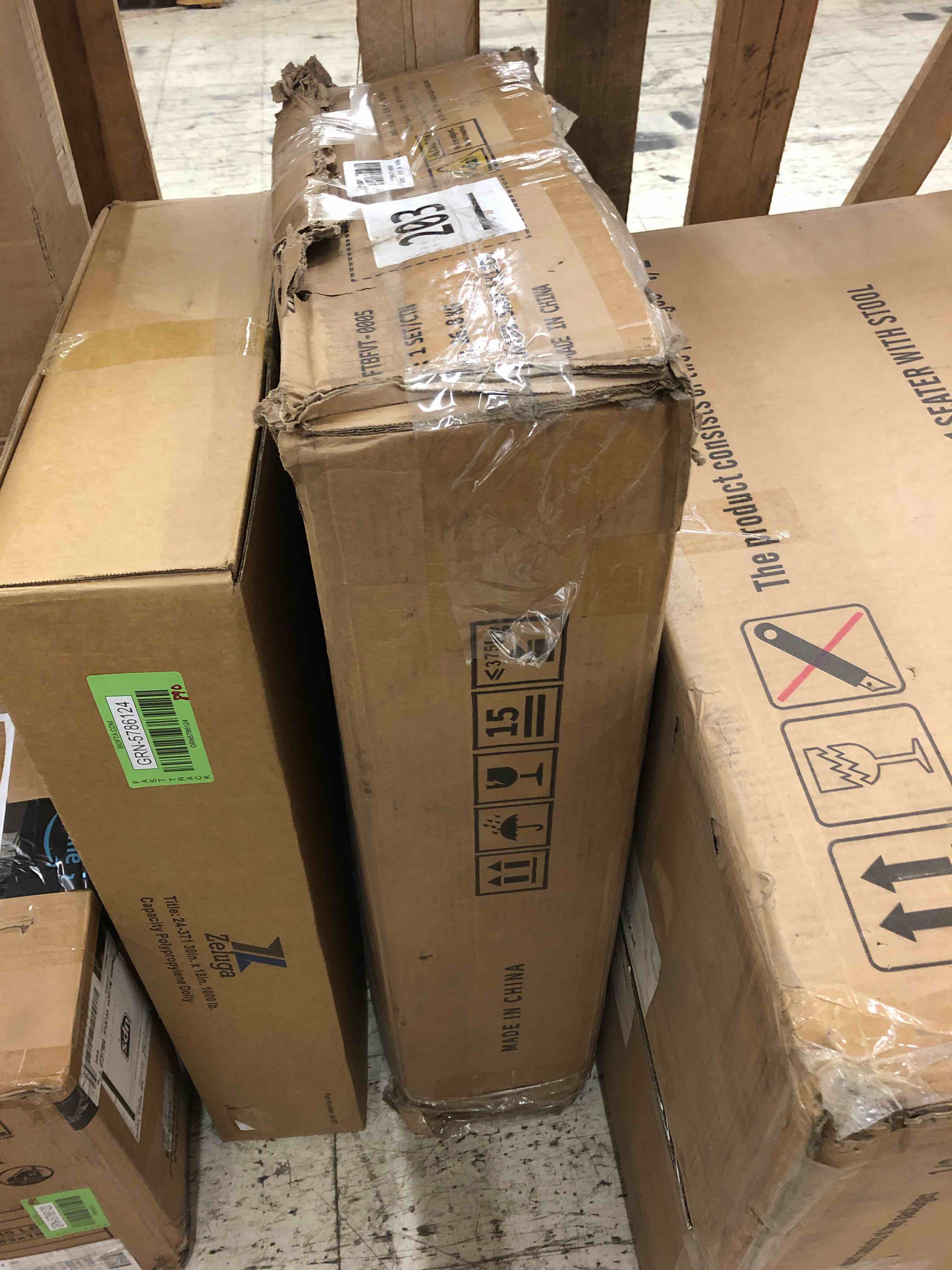 https://s3.amazonaws.com/lotting-images-prod/phillipi/RED5820607_1715106149539.jpeg