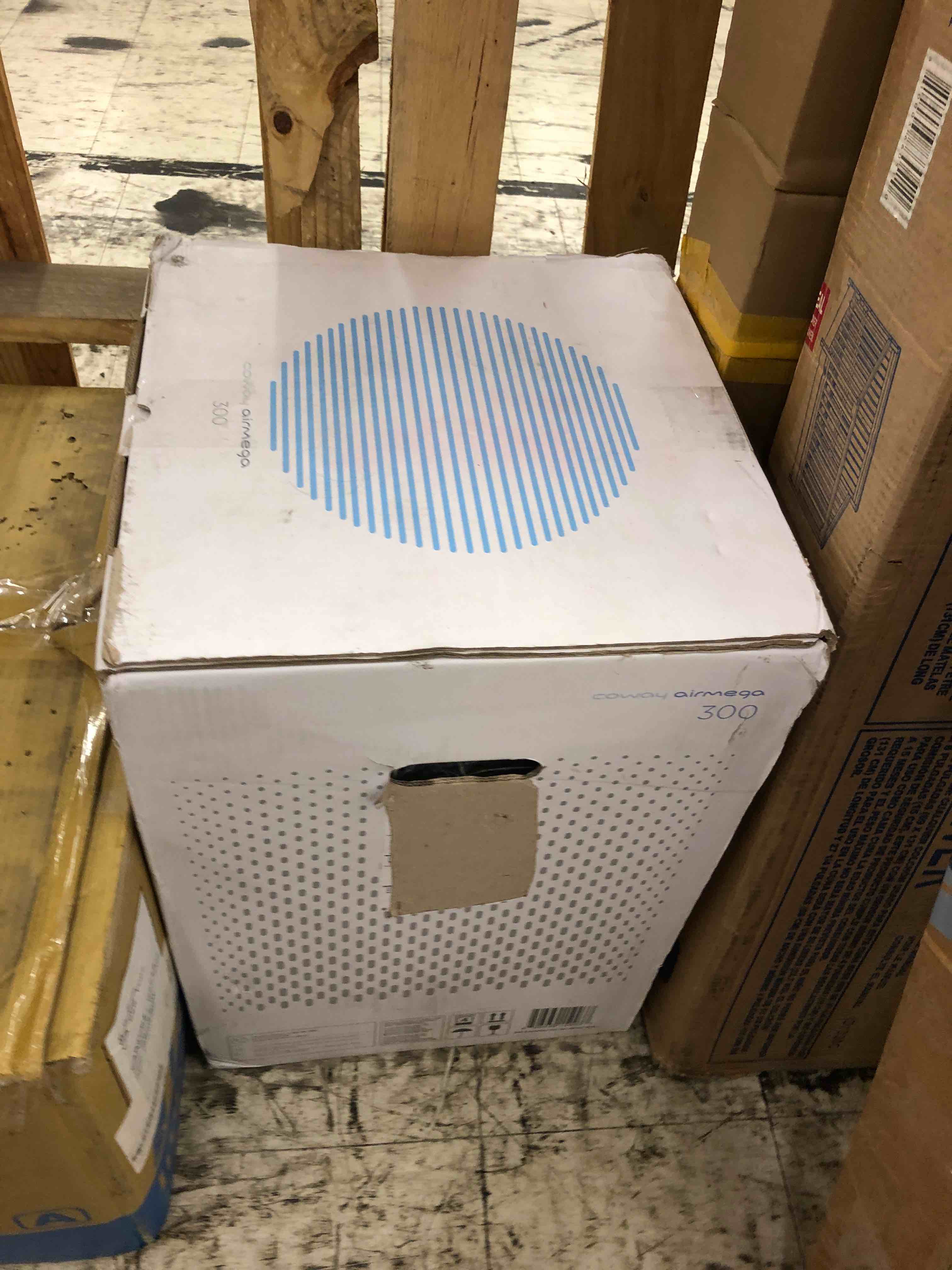 https://s3.amazonaws.com/lotting-images-prod/phillipi/RED5820637_1715121835057.jpeg