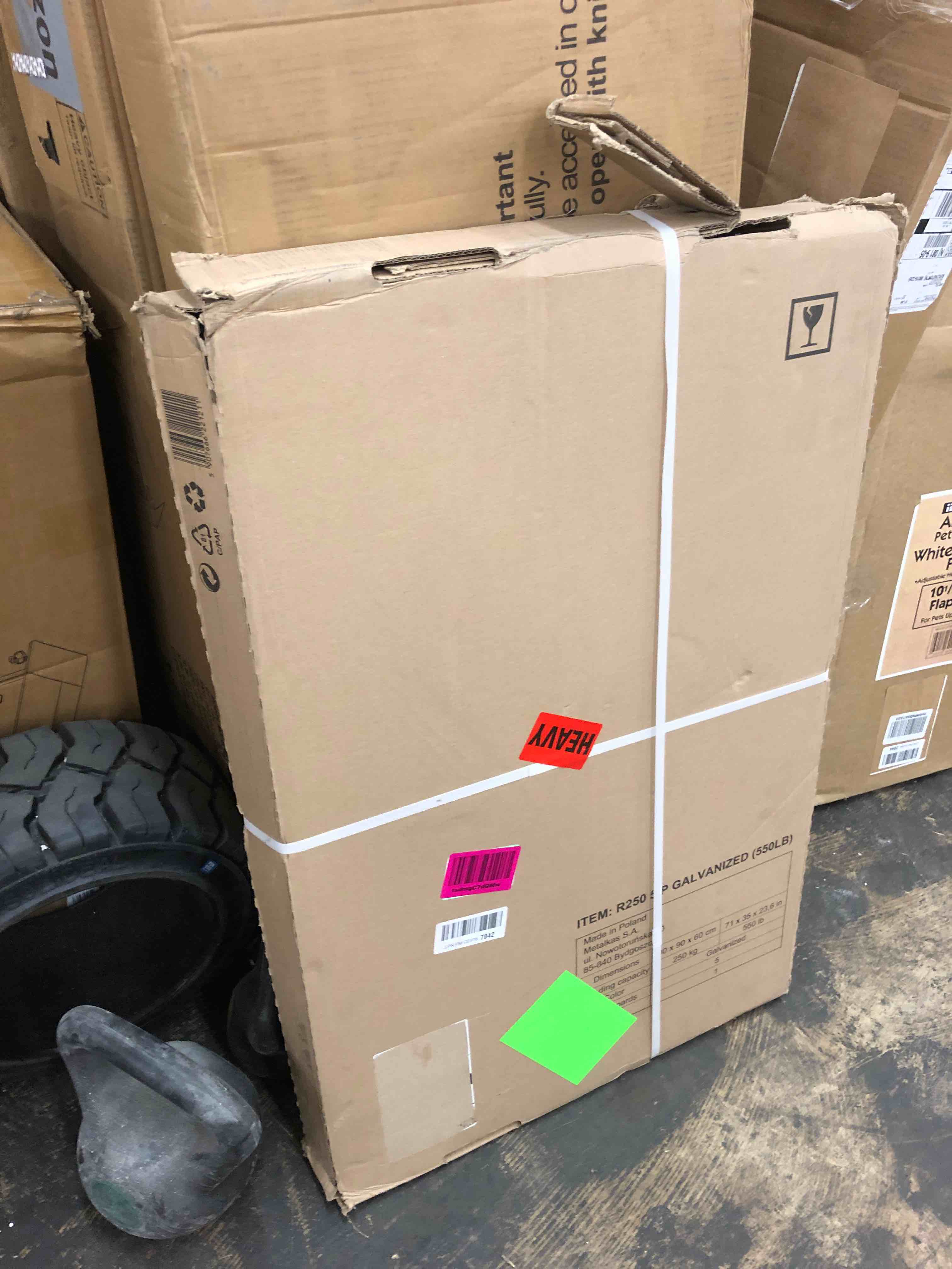 https://s3.amazonaws.com/lotting-images-prod/phillipi/RED5820877_1715367127229.jpeg