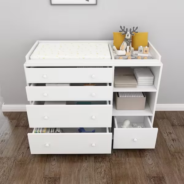 https://s3.amazonaws.com/lotting-images-prod/phillipi/RED5821788_1721049430436.jpeg