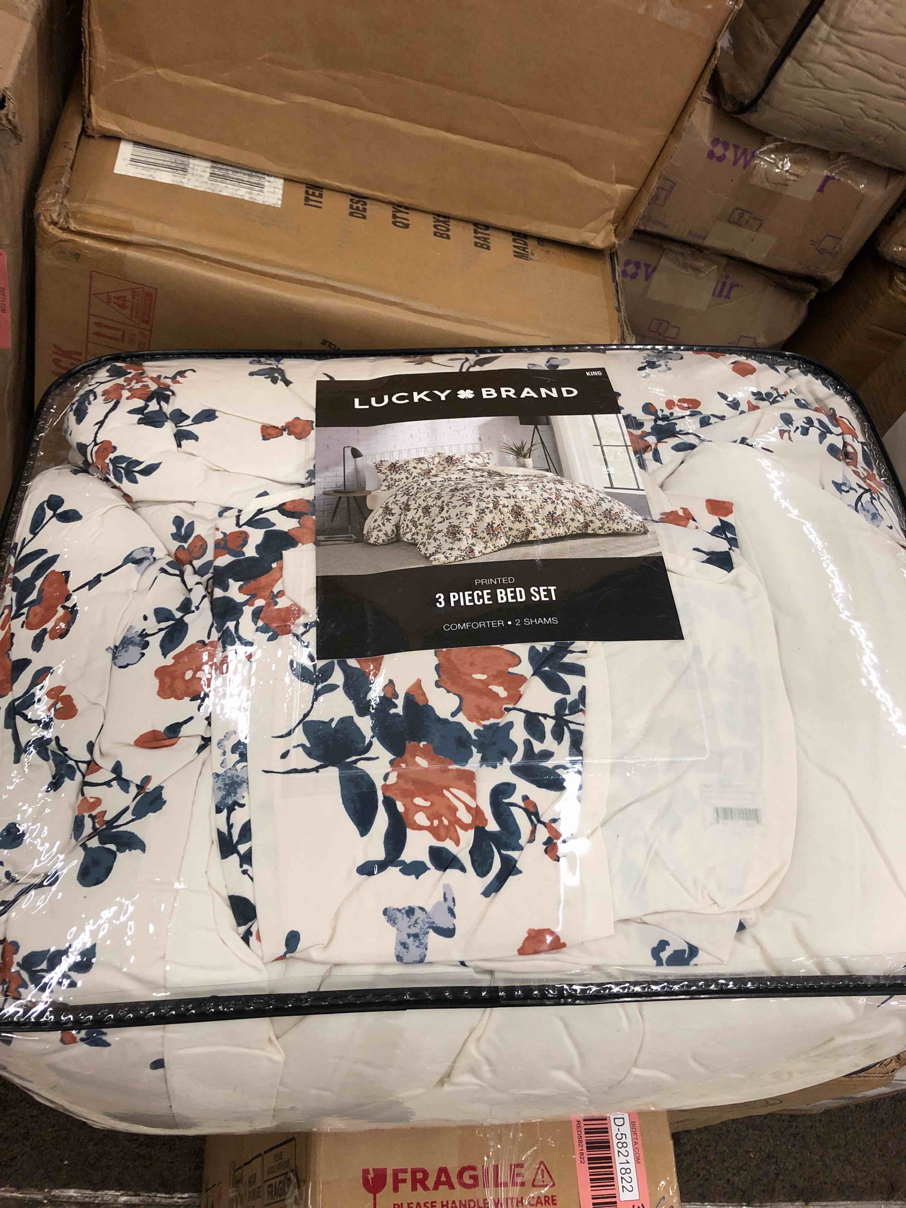 https://s3.amazonaws.com/lotting-images-prod/phillipi/RED5821824_1721057544163.jpeg