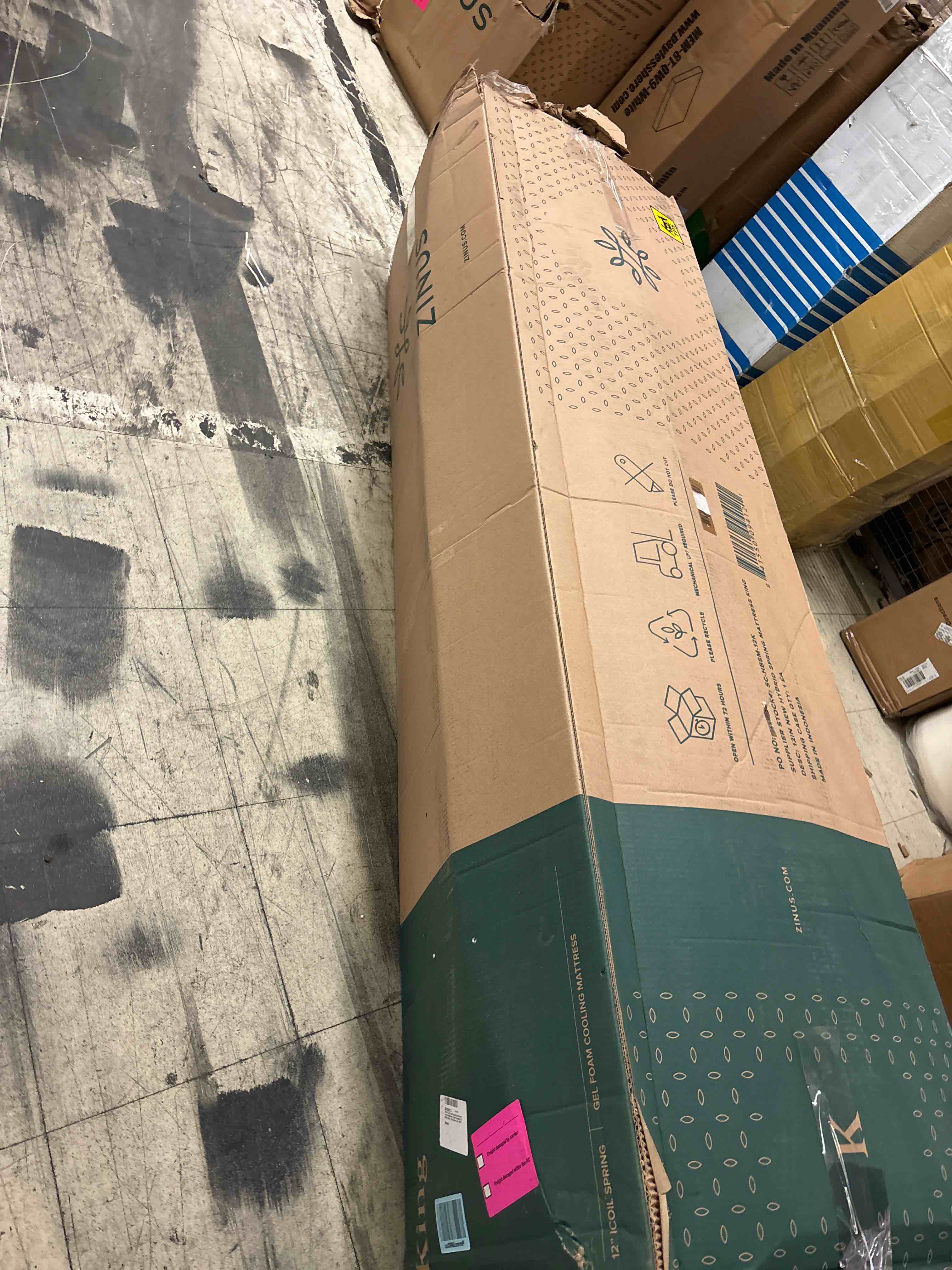 https://s3.amazonaws.com/lotting-images-prod/phillipi/RED5822277_1707452425046.jpeg