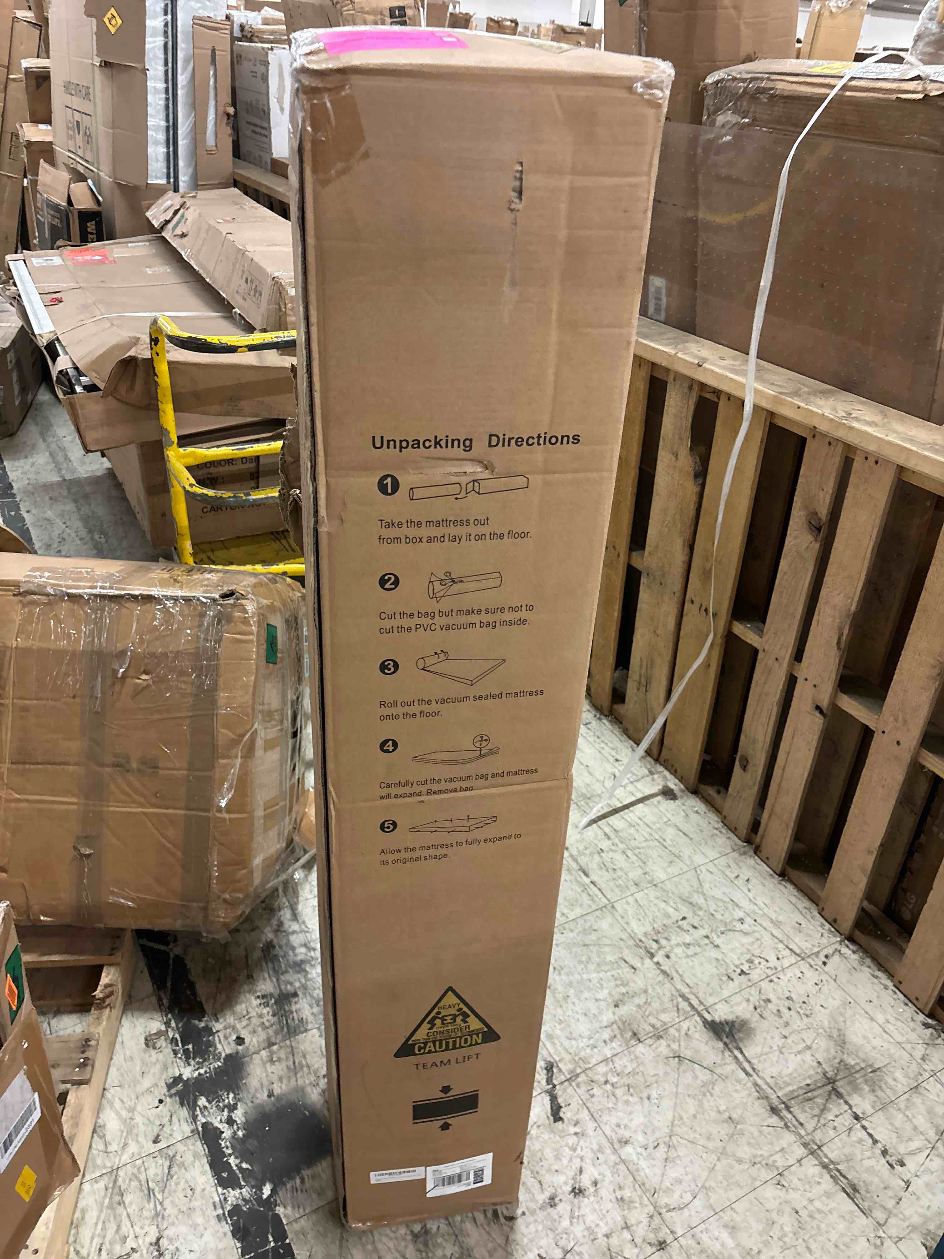 https://s3.amazonaws.com/lotting-images-prod/phillipi/RED5822287_1707450351185.jpeg