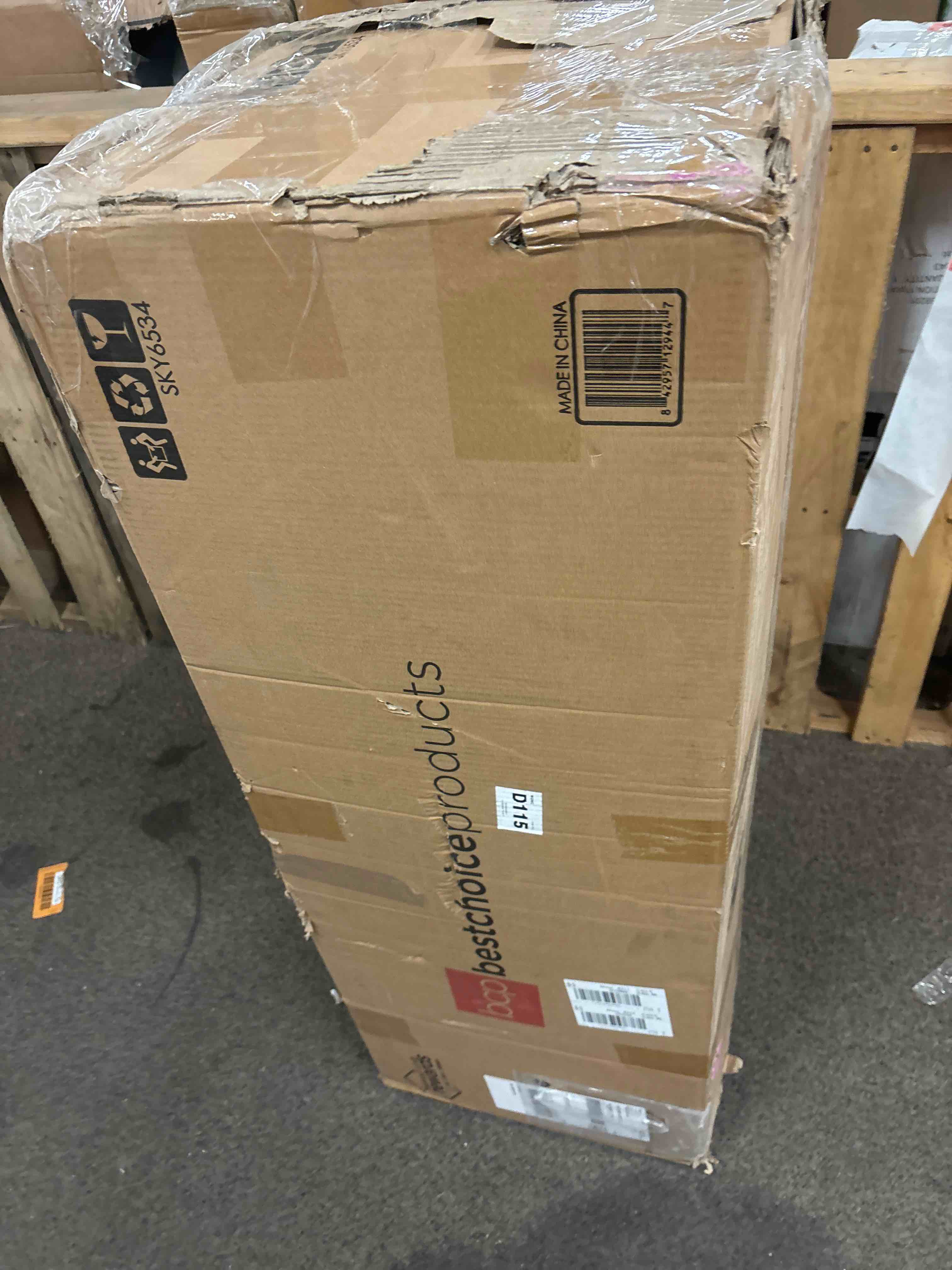 https://s3.amazonaws.com/lotting-images-prod/phillipi/RED5822565_1707932035921.jpeg