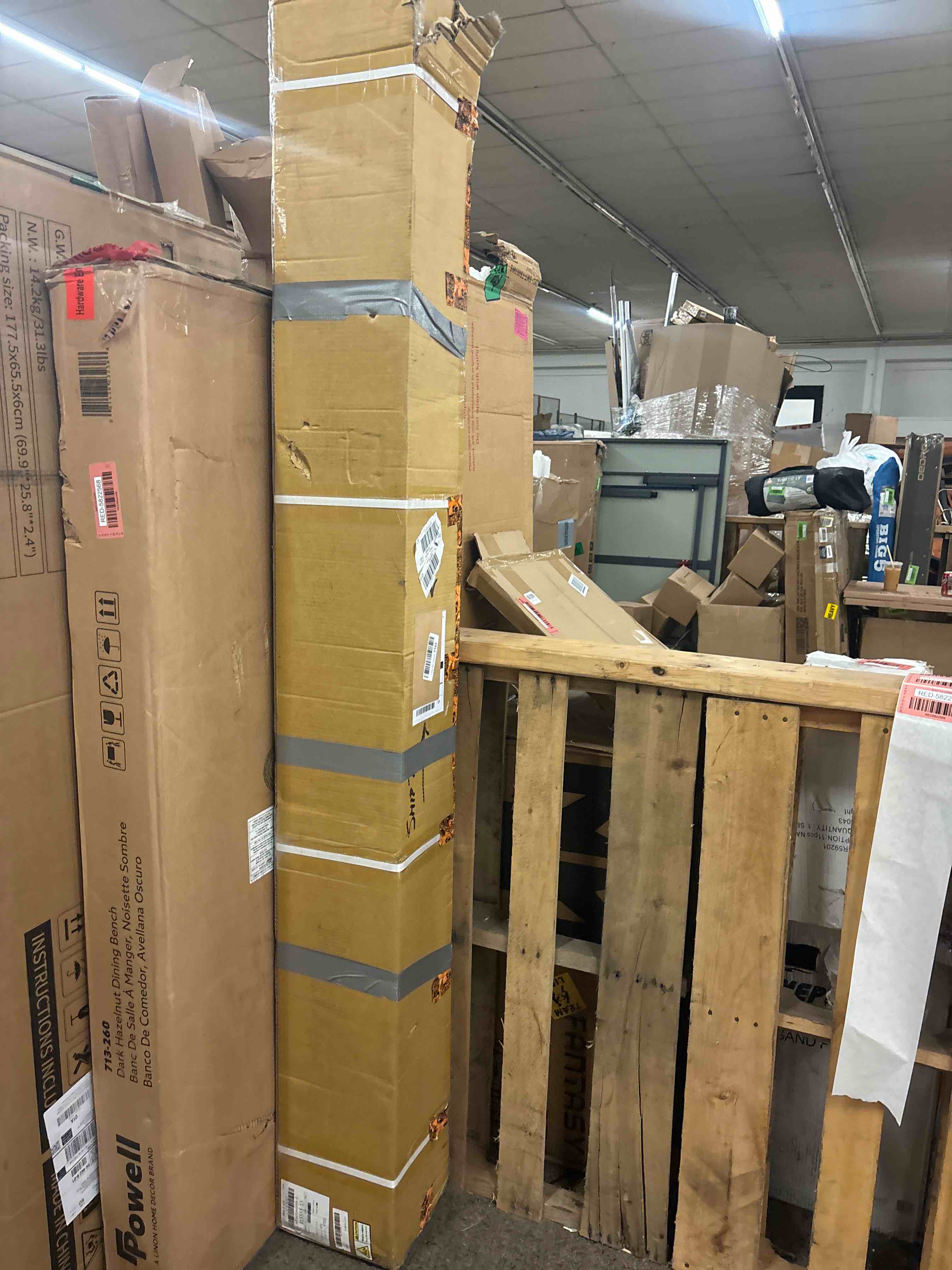 https://s3.amazonaws.com/lotting-images-prod/phillipi/RED5822569_1707932578977.jpeg