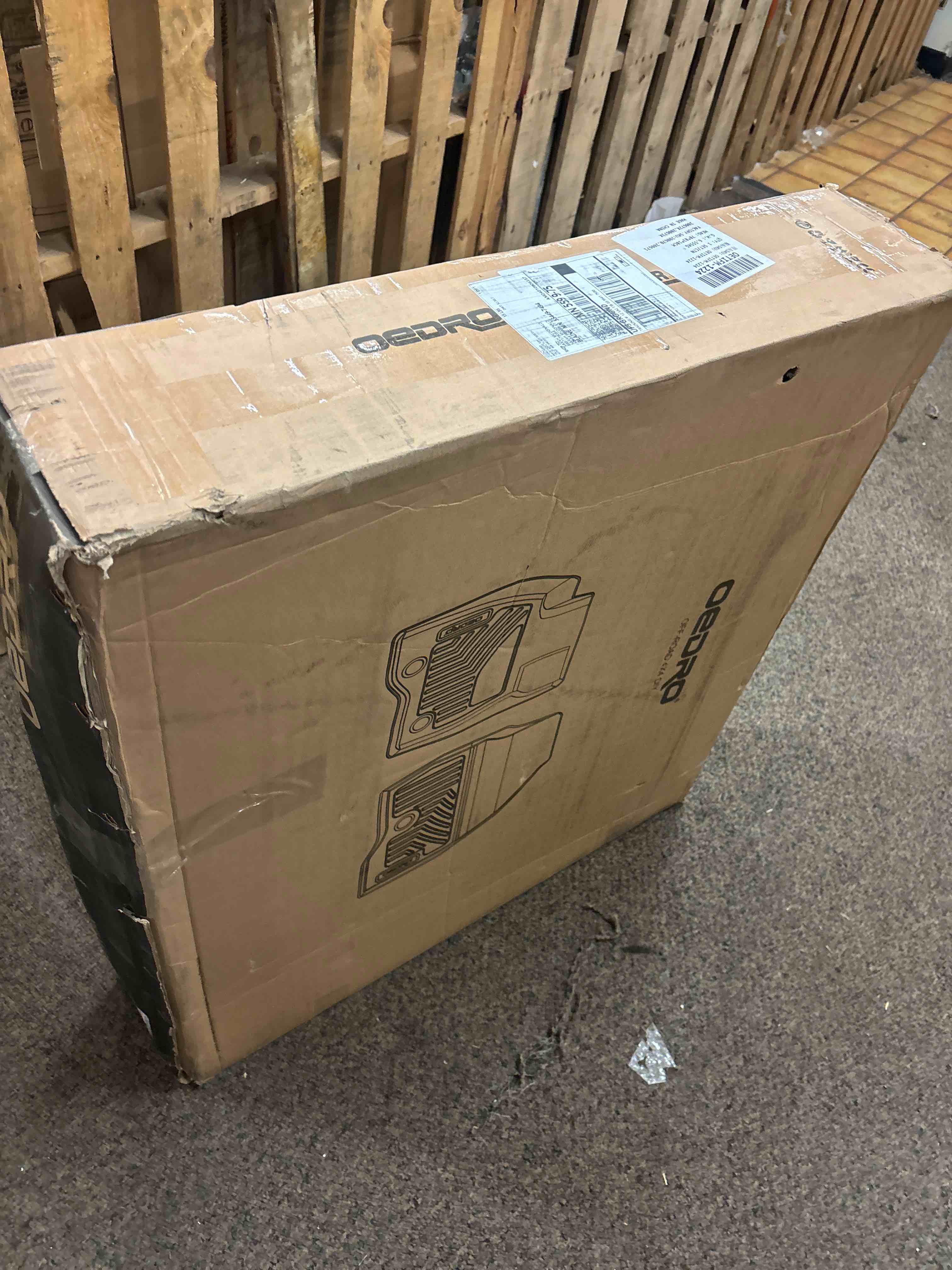 https://s3.amazonaws.com/lotting-images-prod/phillipi/RED5822621_1708019294890.jpeg