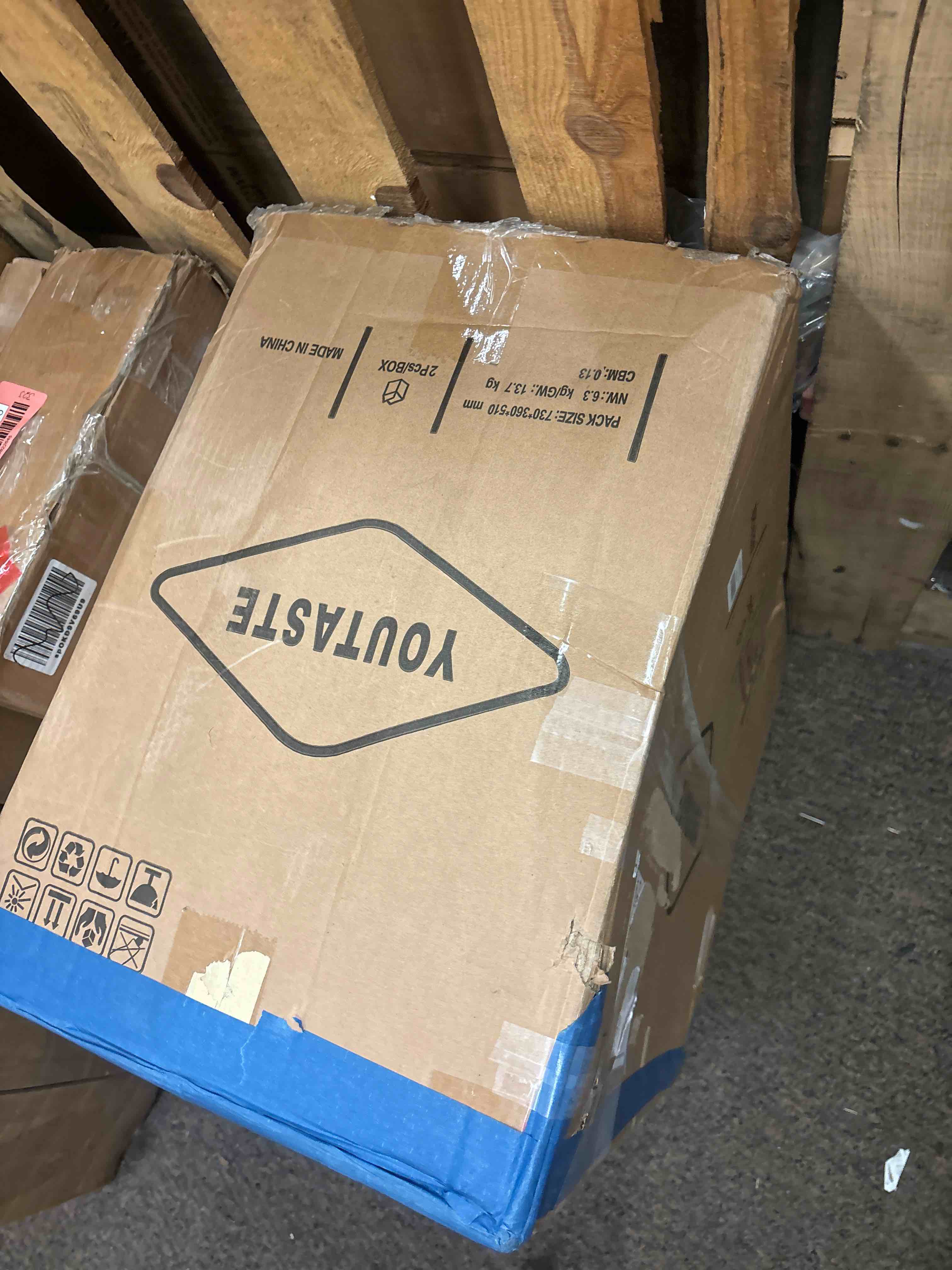 https://s3.amazonaws.com/lotting-images-prod/phillipi/RED5822646_1708025781966.jpeg