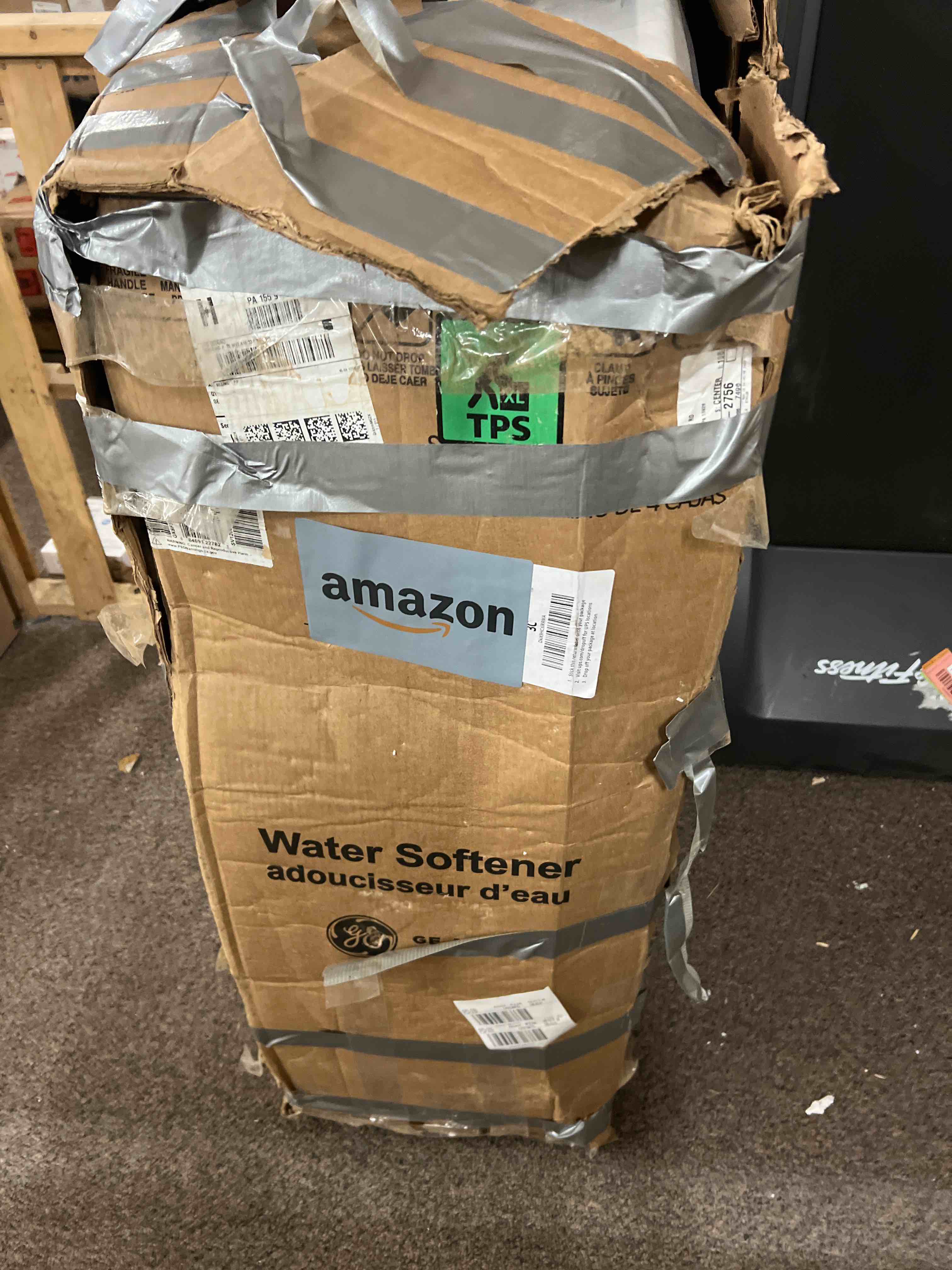 https://s3.amazonaws.com/lotting-images-prod/phillipi/RED5822715_1708574704843.jpeg