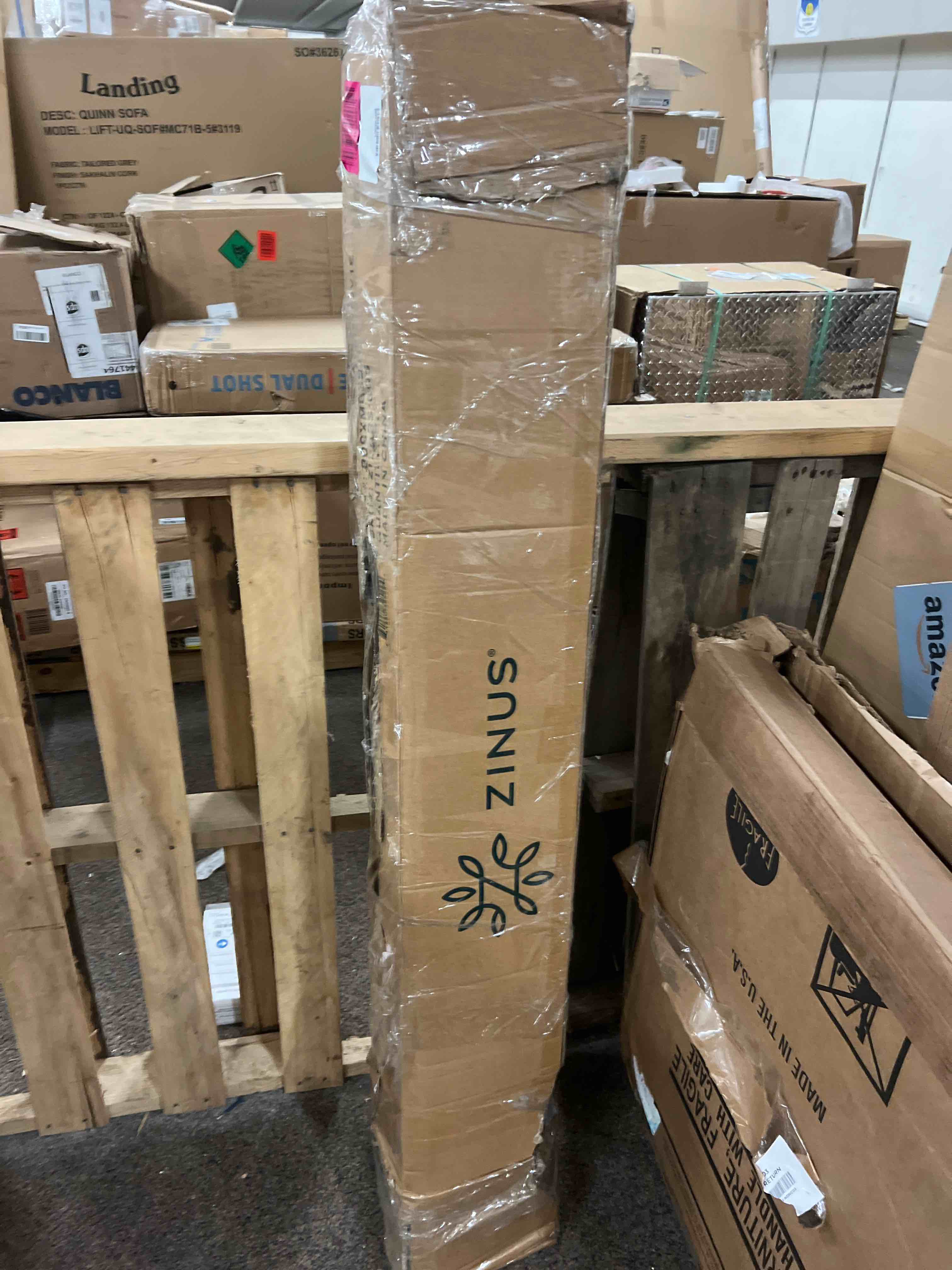https://s3.amazonaws.com/lotting-images-prod/phillipi/RED5822718_1708577321388.jpeg