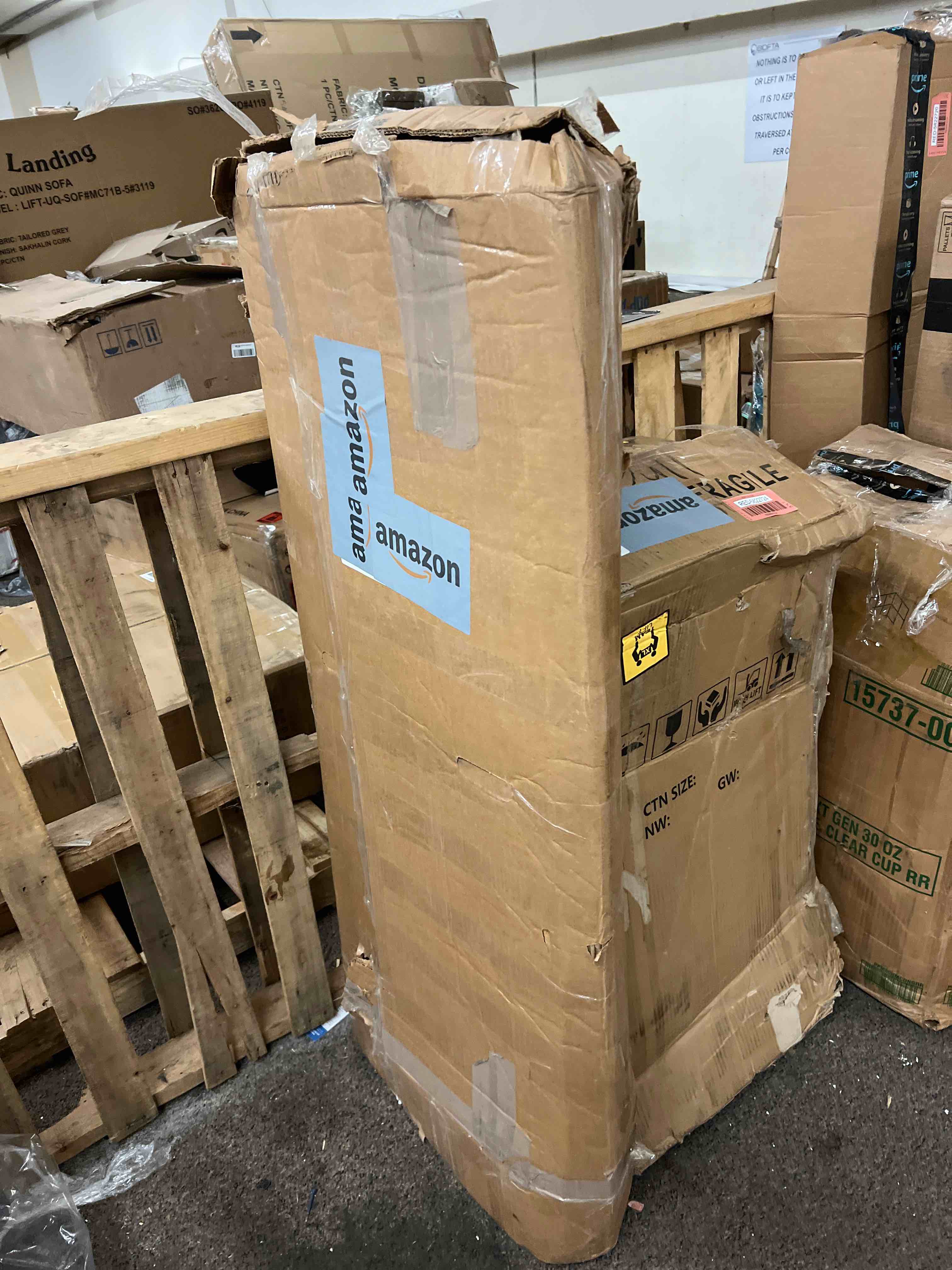 https://s3.amazonaws.com/lotting-images-prod/phillipi/RED5822725_1708644574704.jpeg