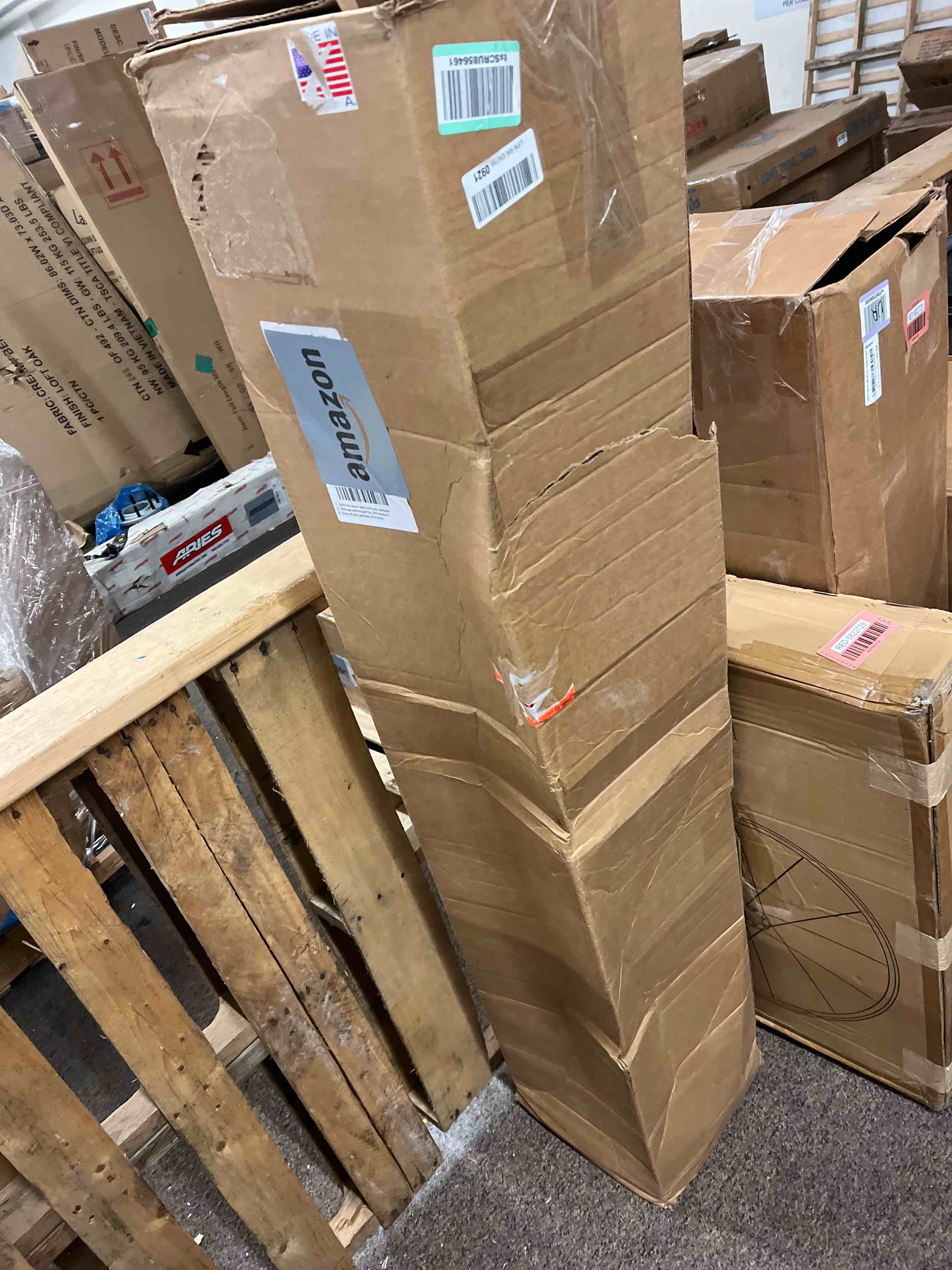 https://s3.amazonaws.com/lotting-images-prod/phillipi/RED5822730_1708725816929.jpeg