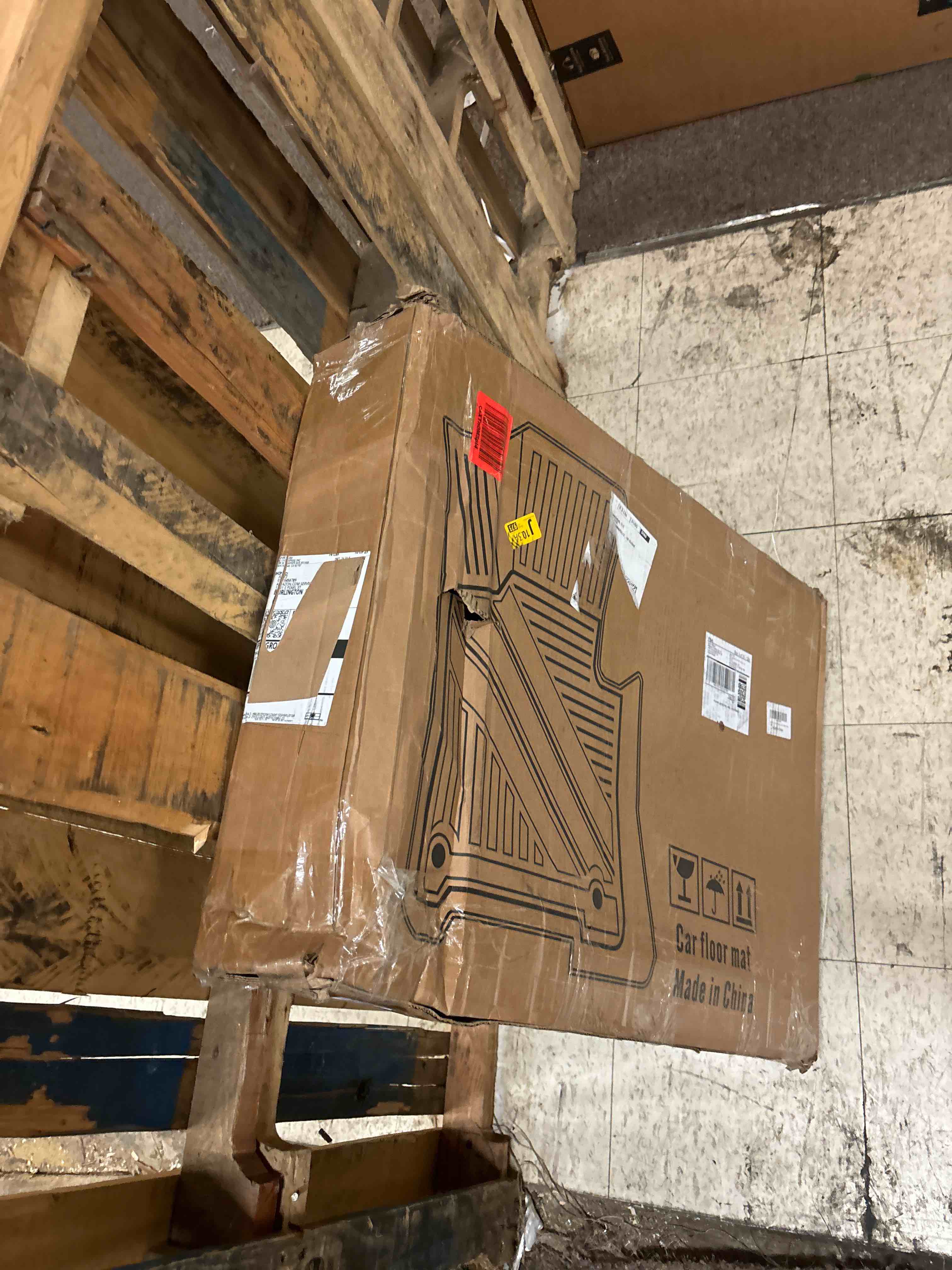 https://s3.amazonaws.com/lotting-images-prod/phillipi/RED5822769_1708400741327.jpeg