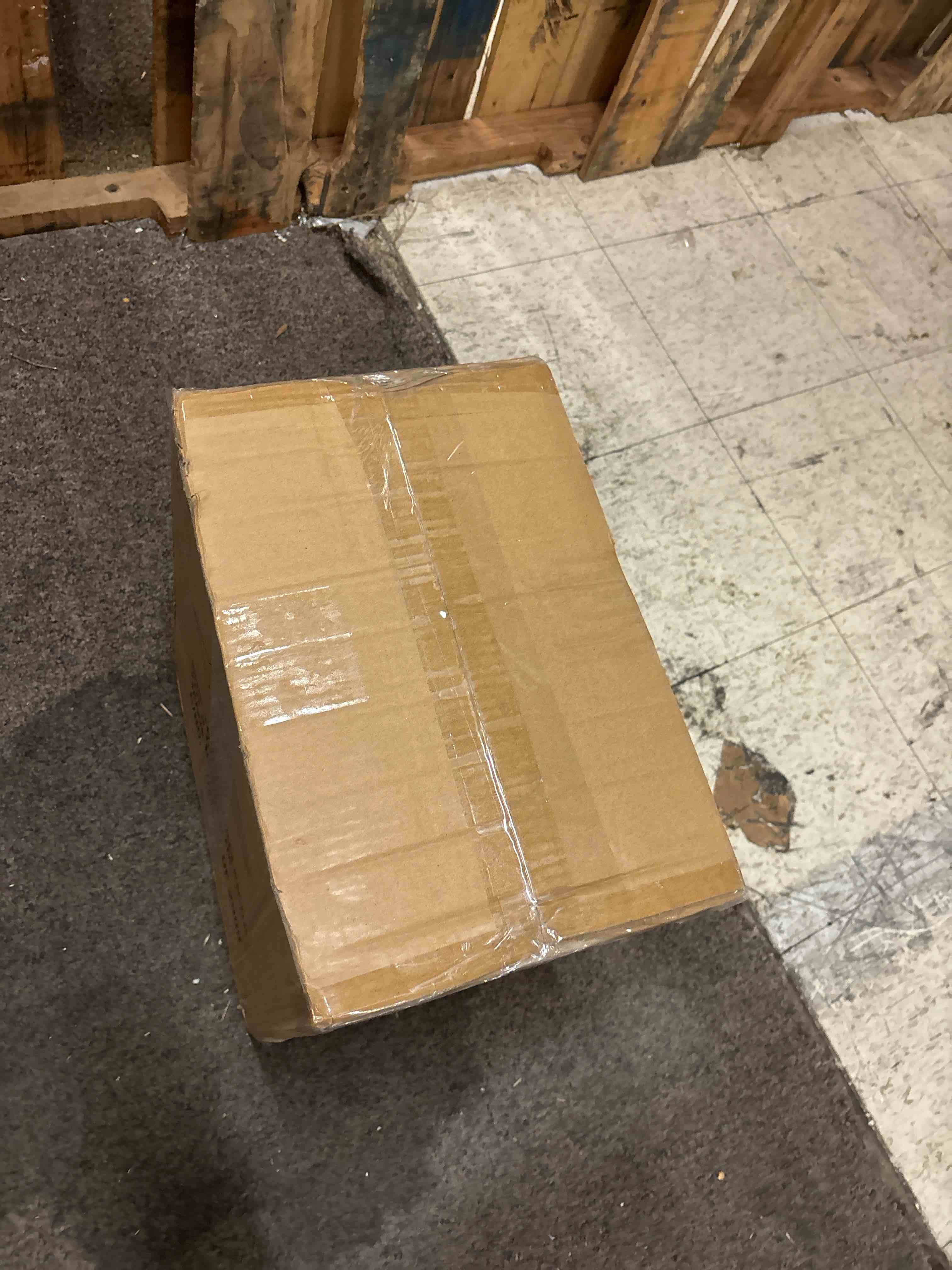 https://s3.amazonaws.com/lotting-images-prod/phillipi/RED5822777_1708401636302.jpeg